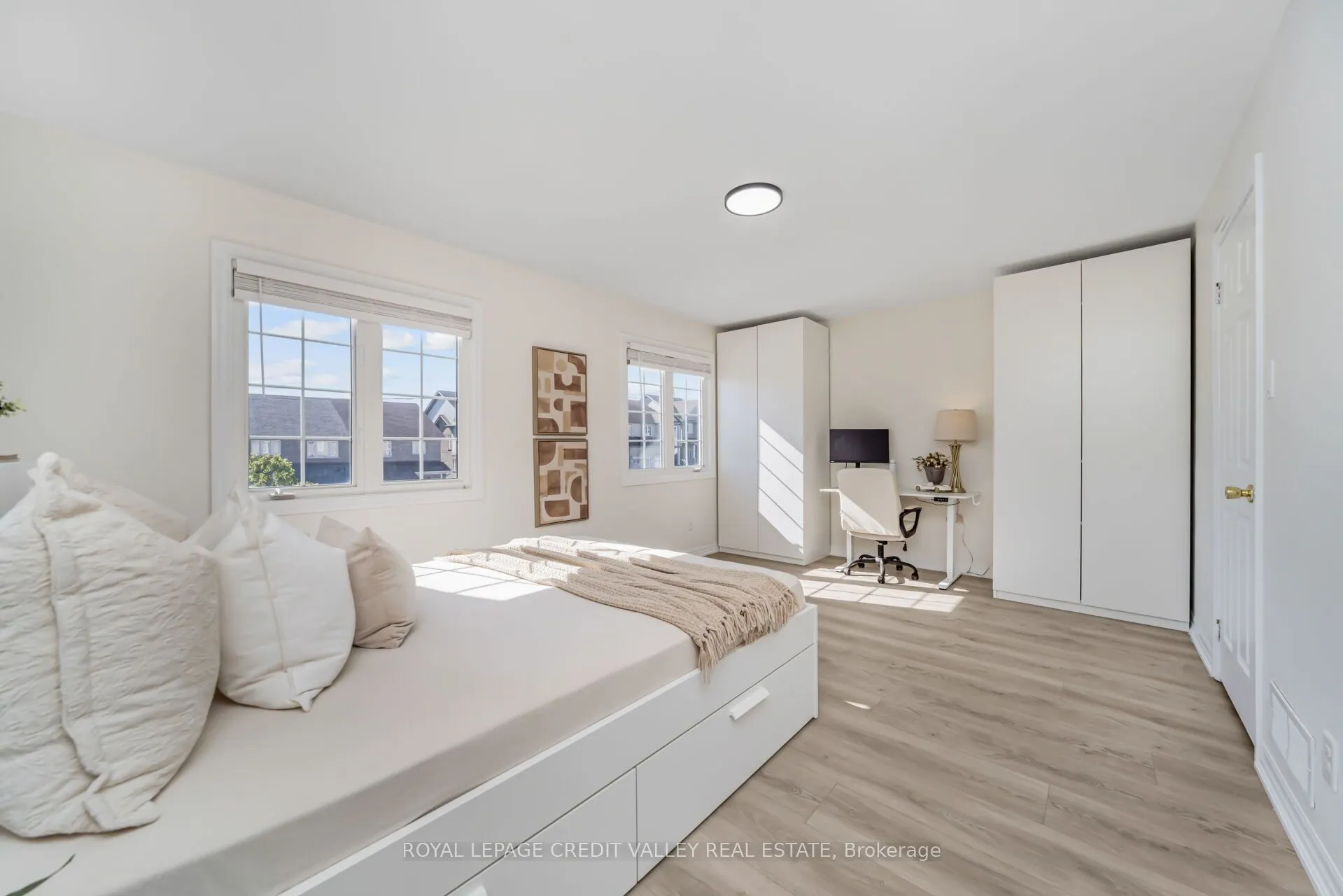 58 Rockcliffe Drive