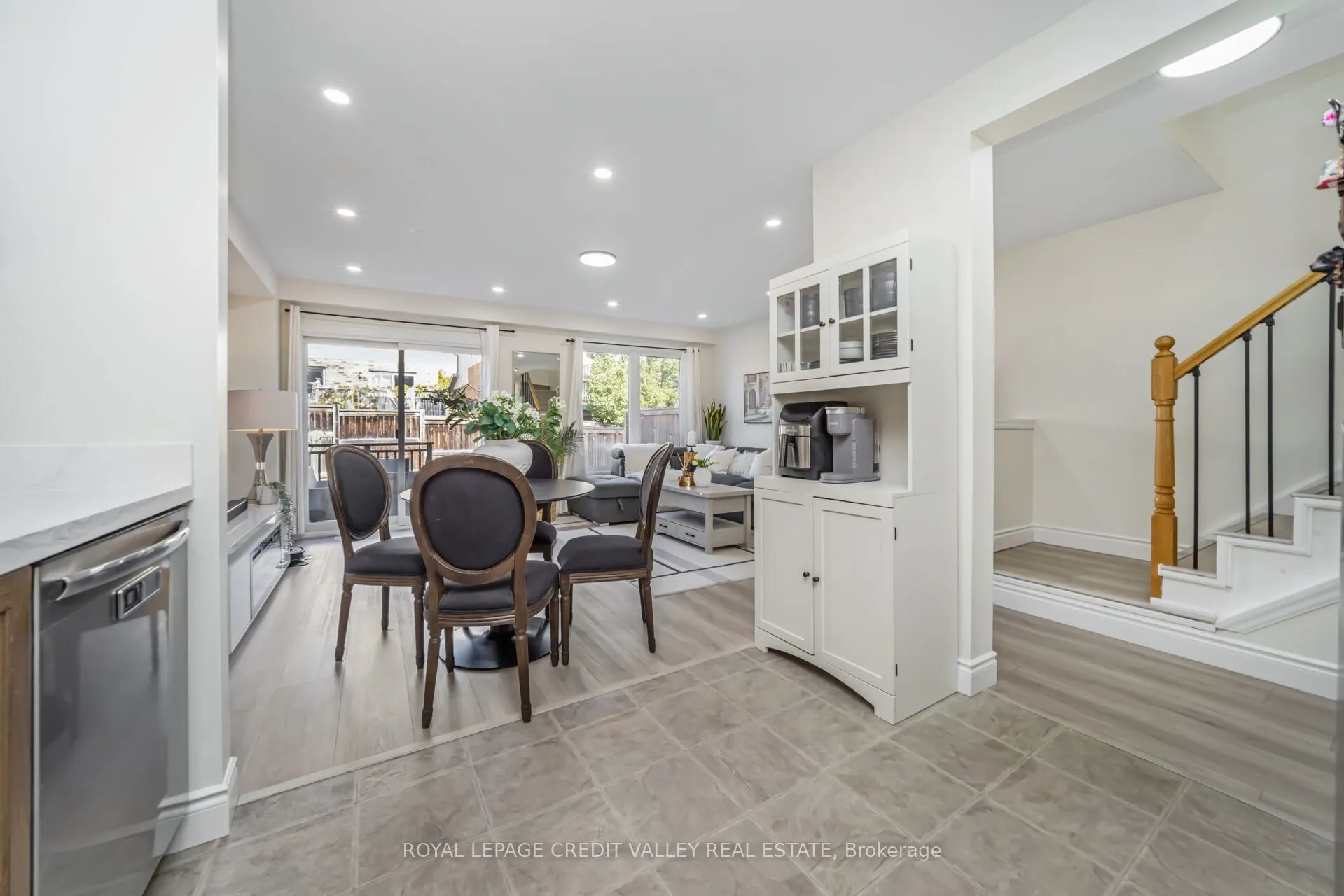 58 Rockcliffe Drive