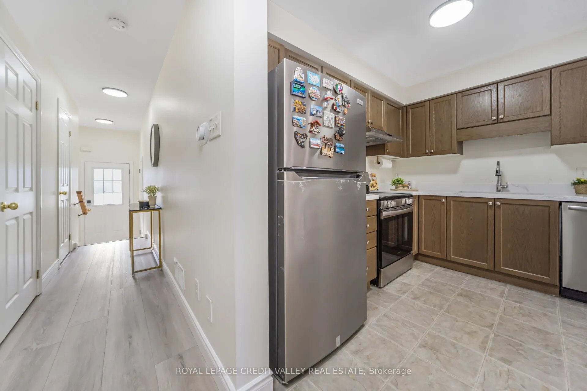 58 Rockcliffe Drive
