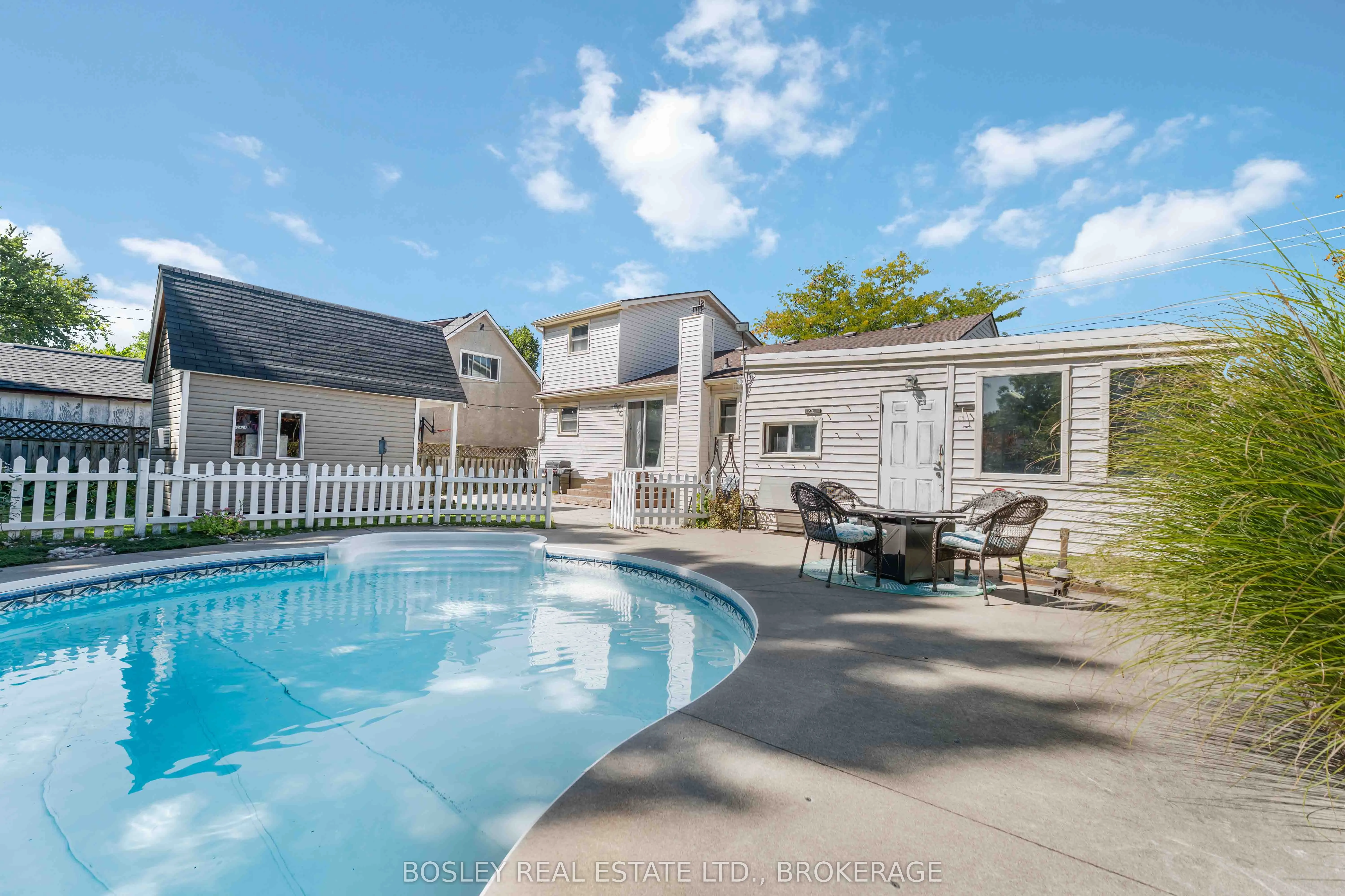 301 Pelham Road