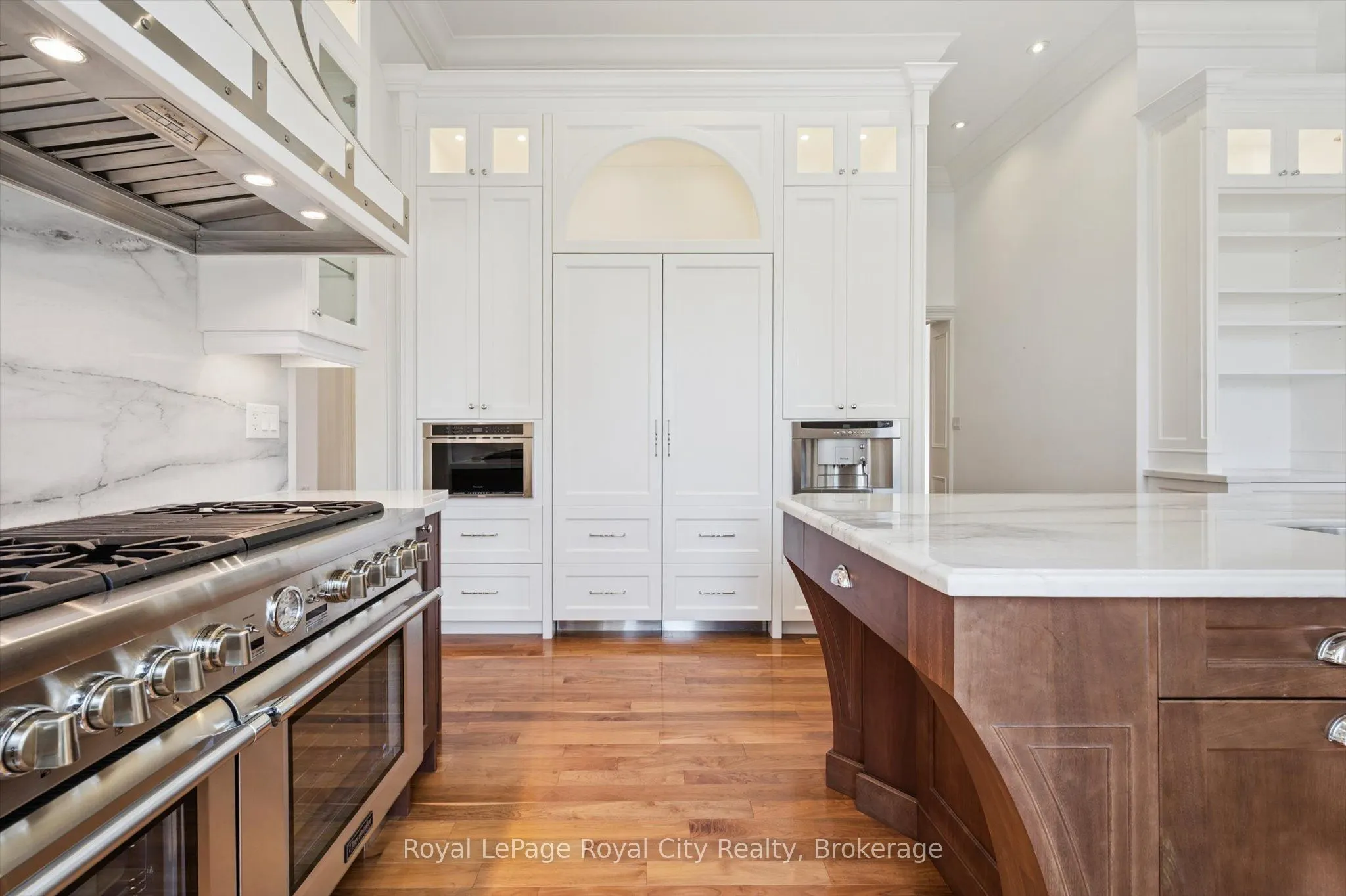 25 Manor Park Crescent, #15