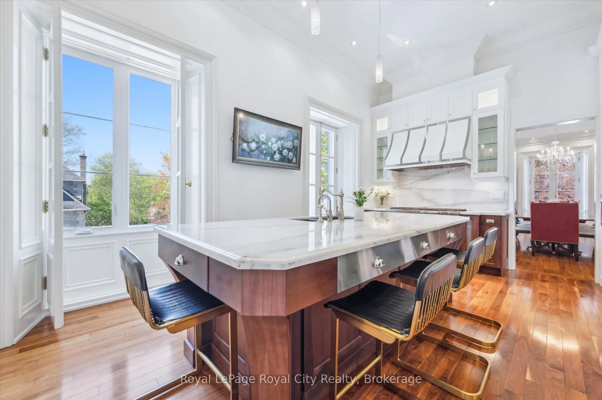 25 Manor Park Crescent, #15