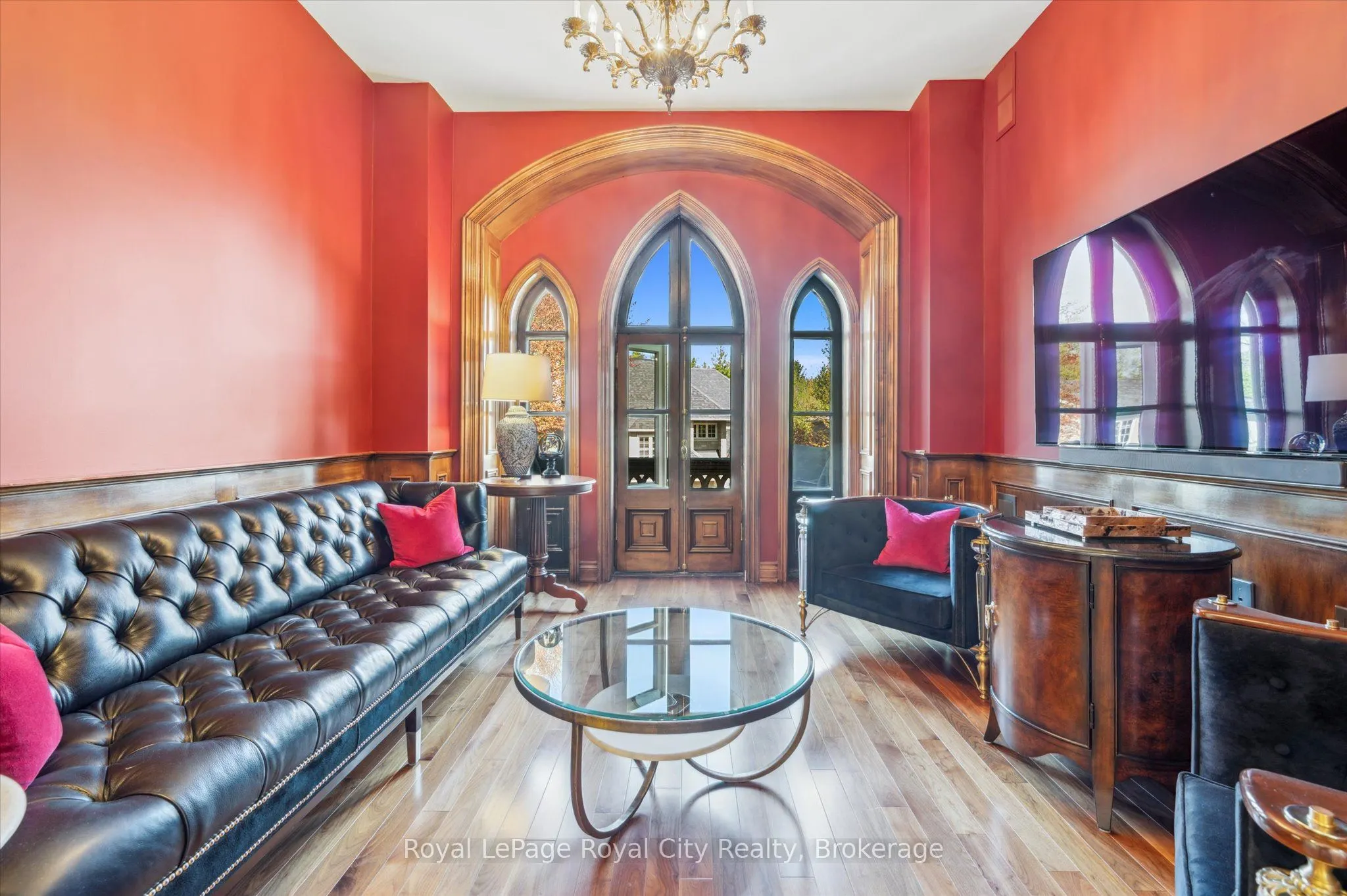 25 Manor Park Crescent, #15