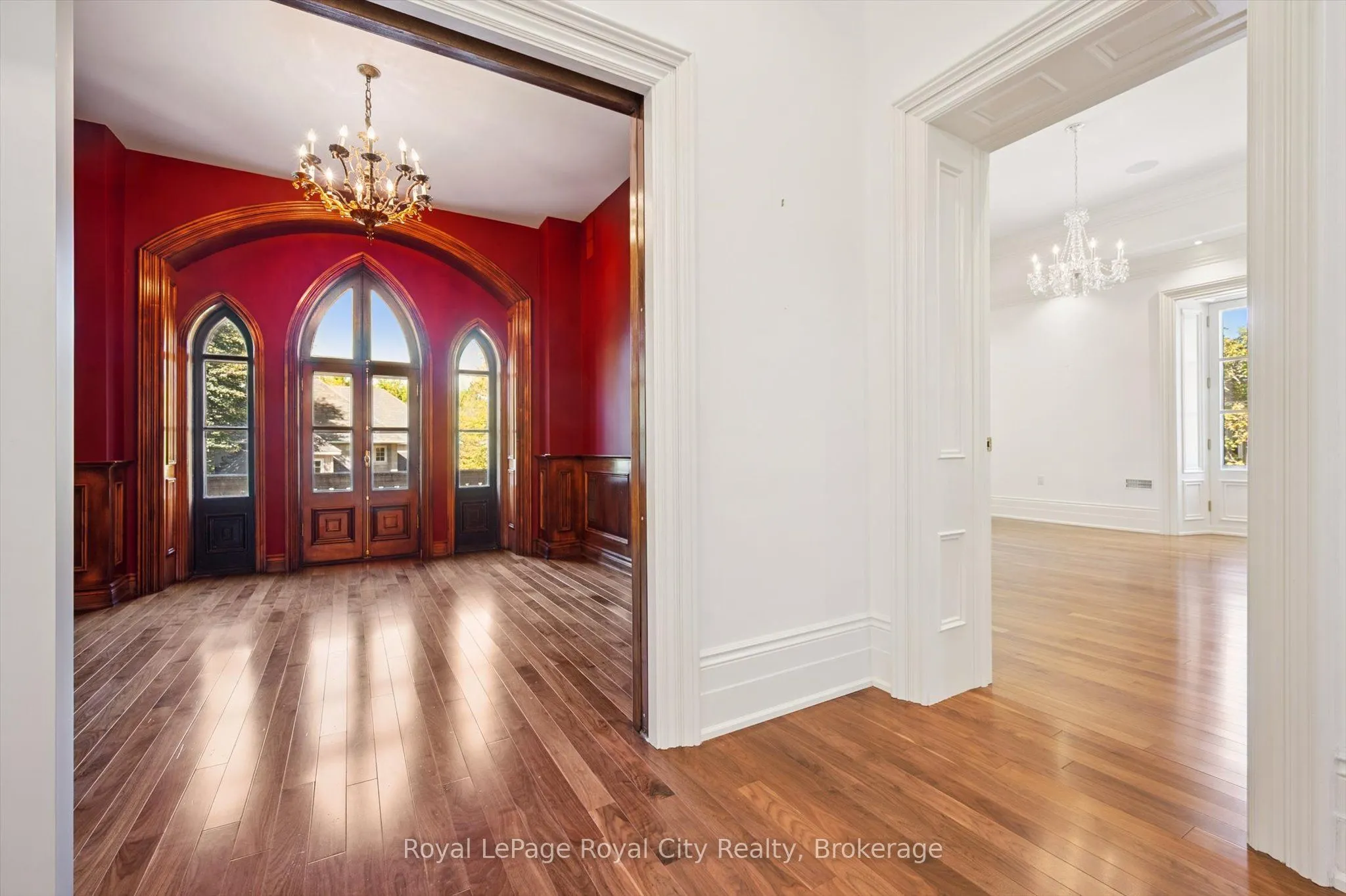 25 Manor Park Crescent, #15