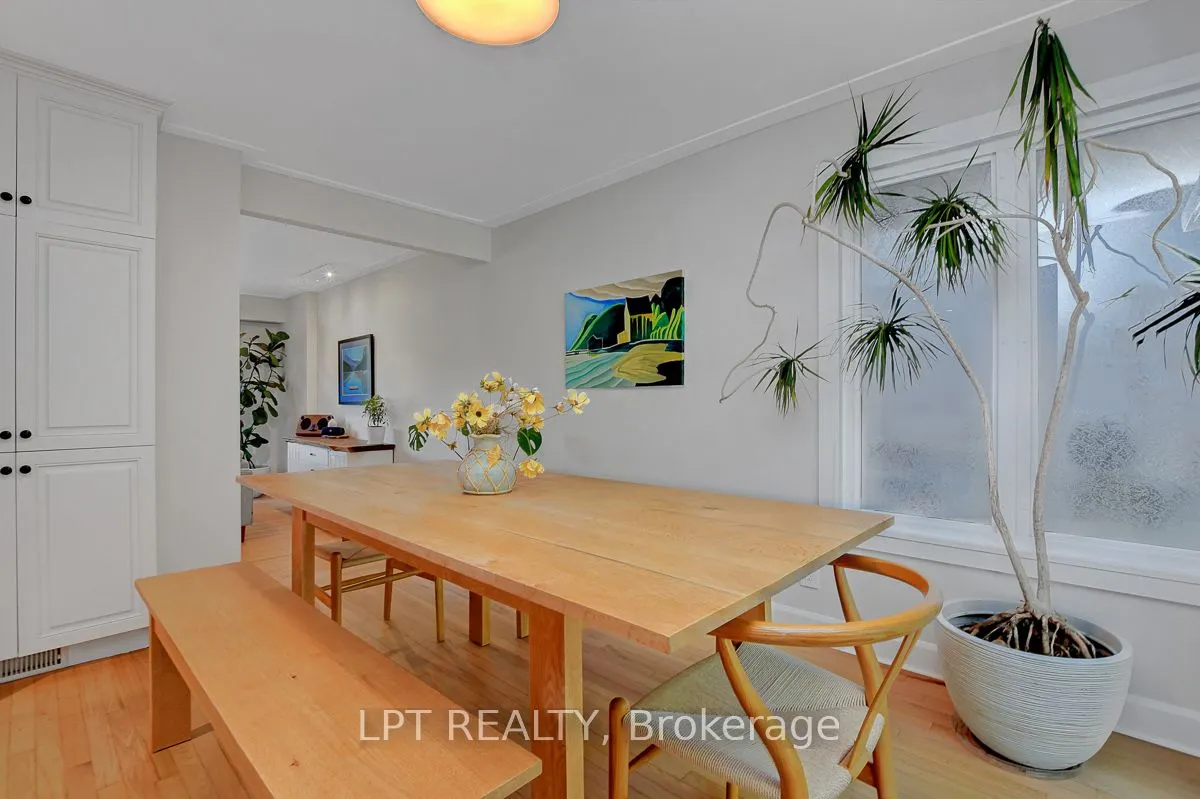 353 Mountbatten Avenue