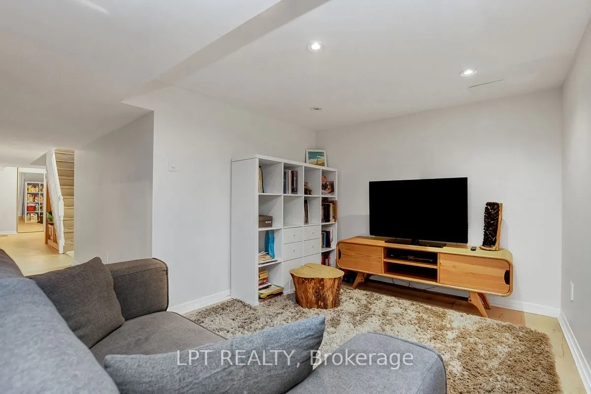 353 Mountbatten Avenue
