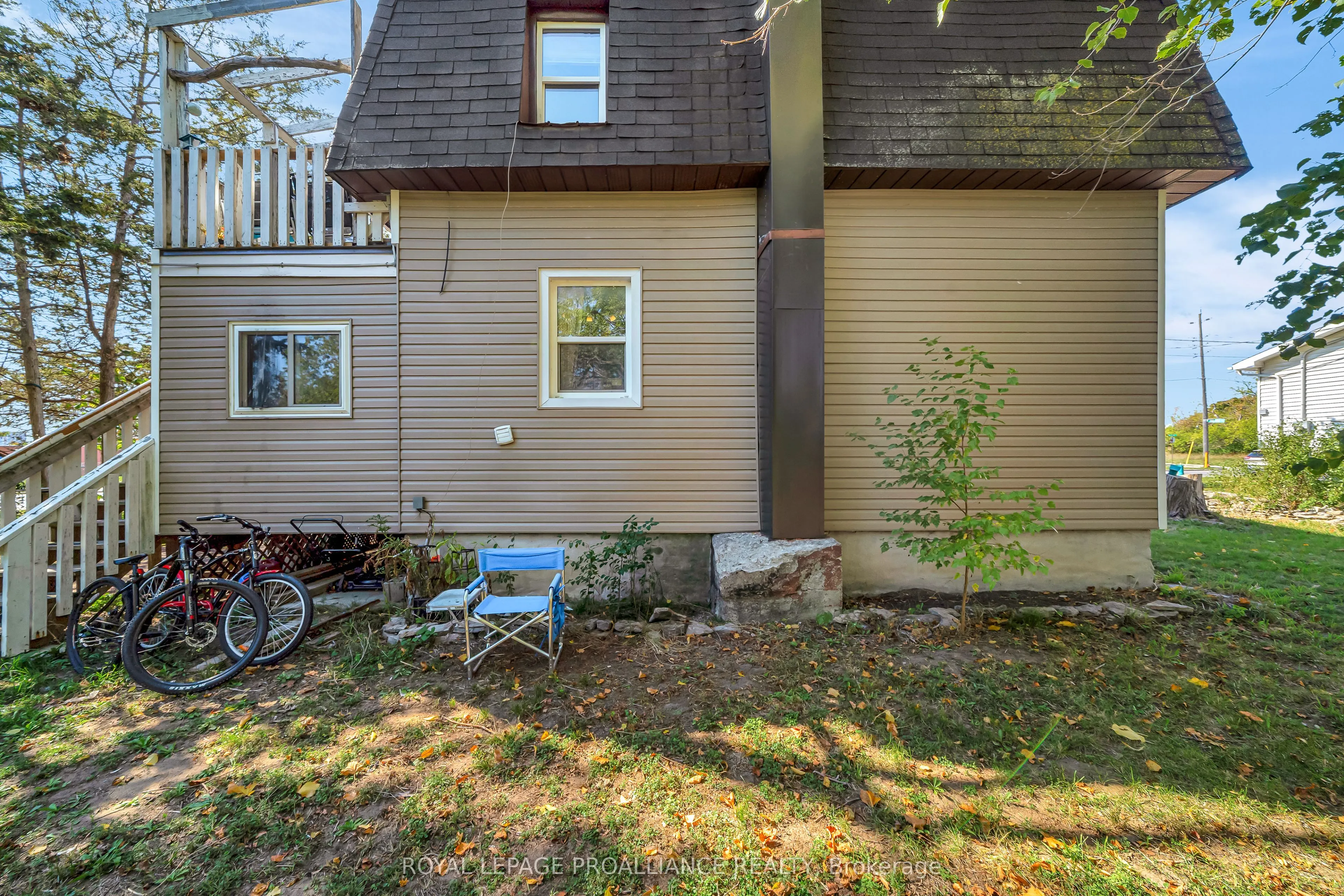 325 Sidney Street