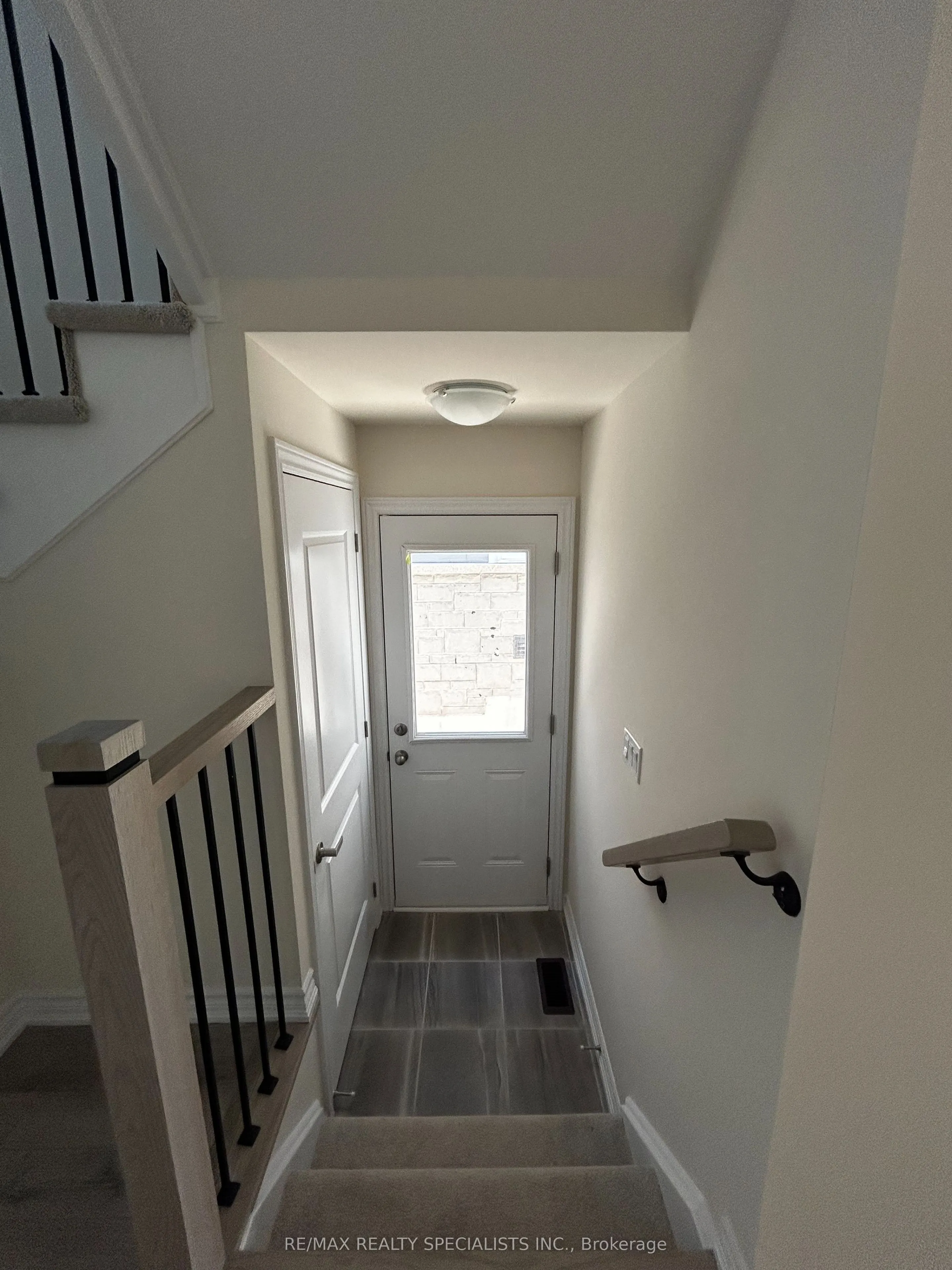 136 Sanders Road