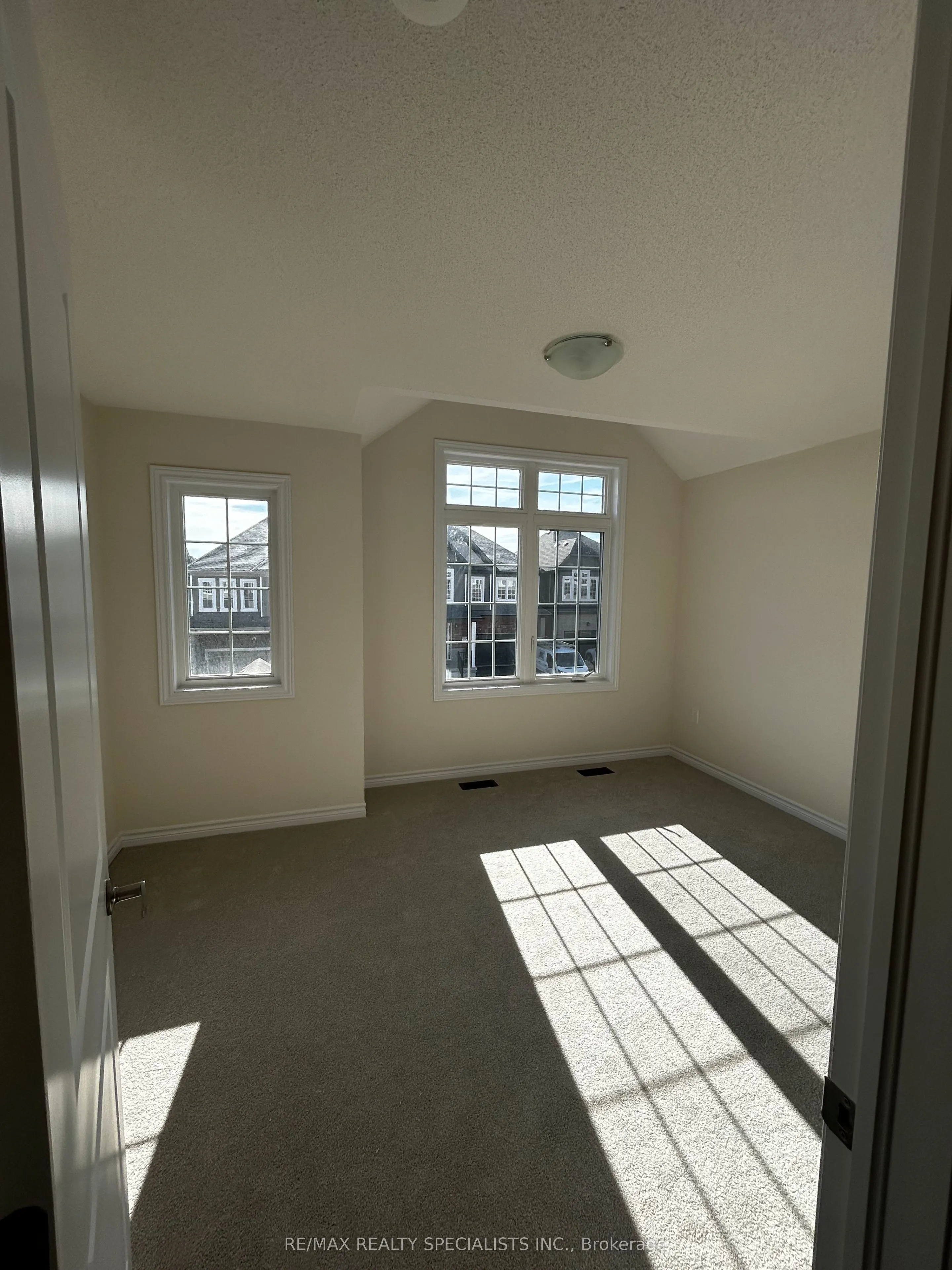 136 Sanders Road
