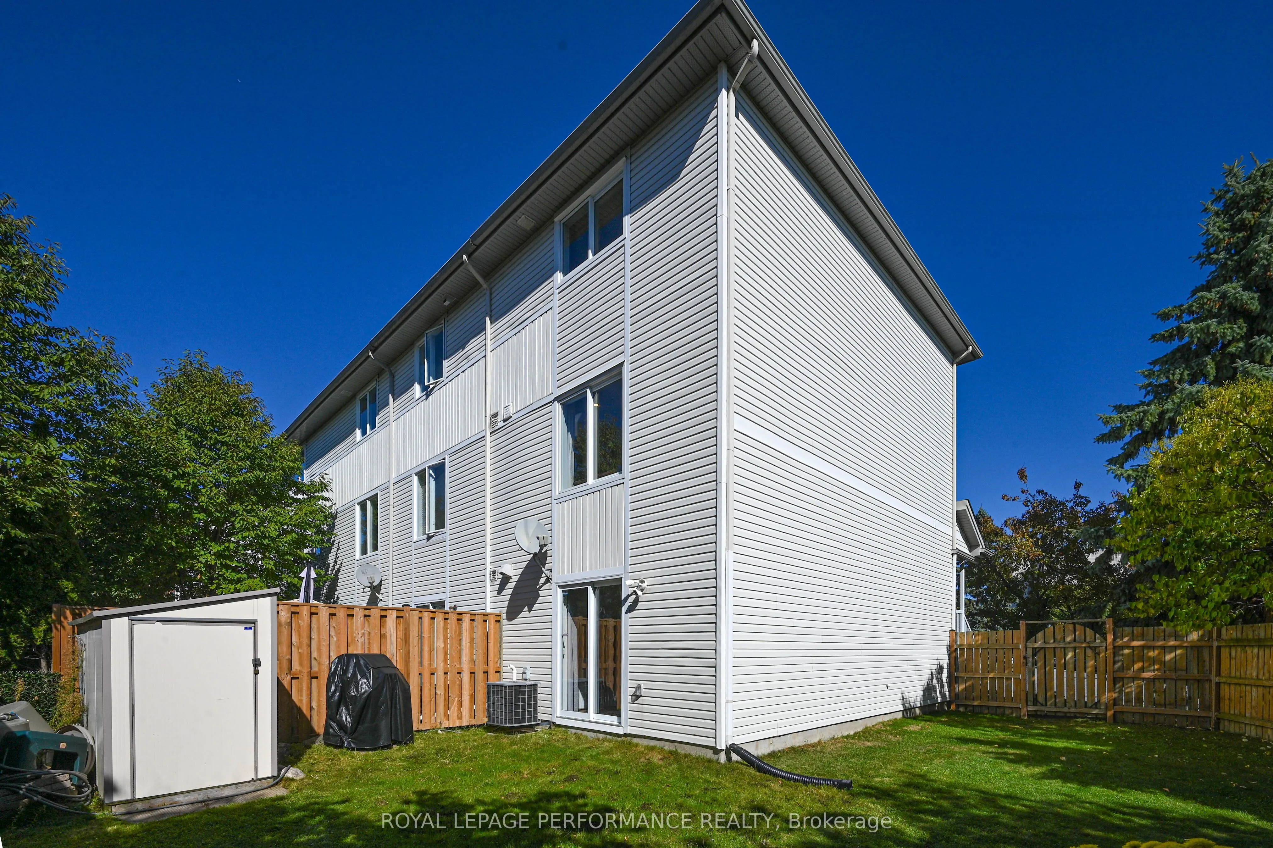 42 Yorkville Street