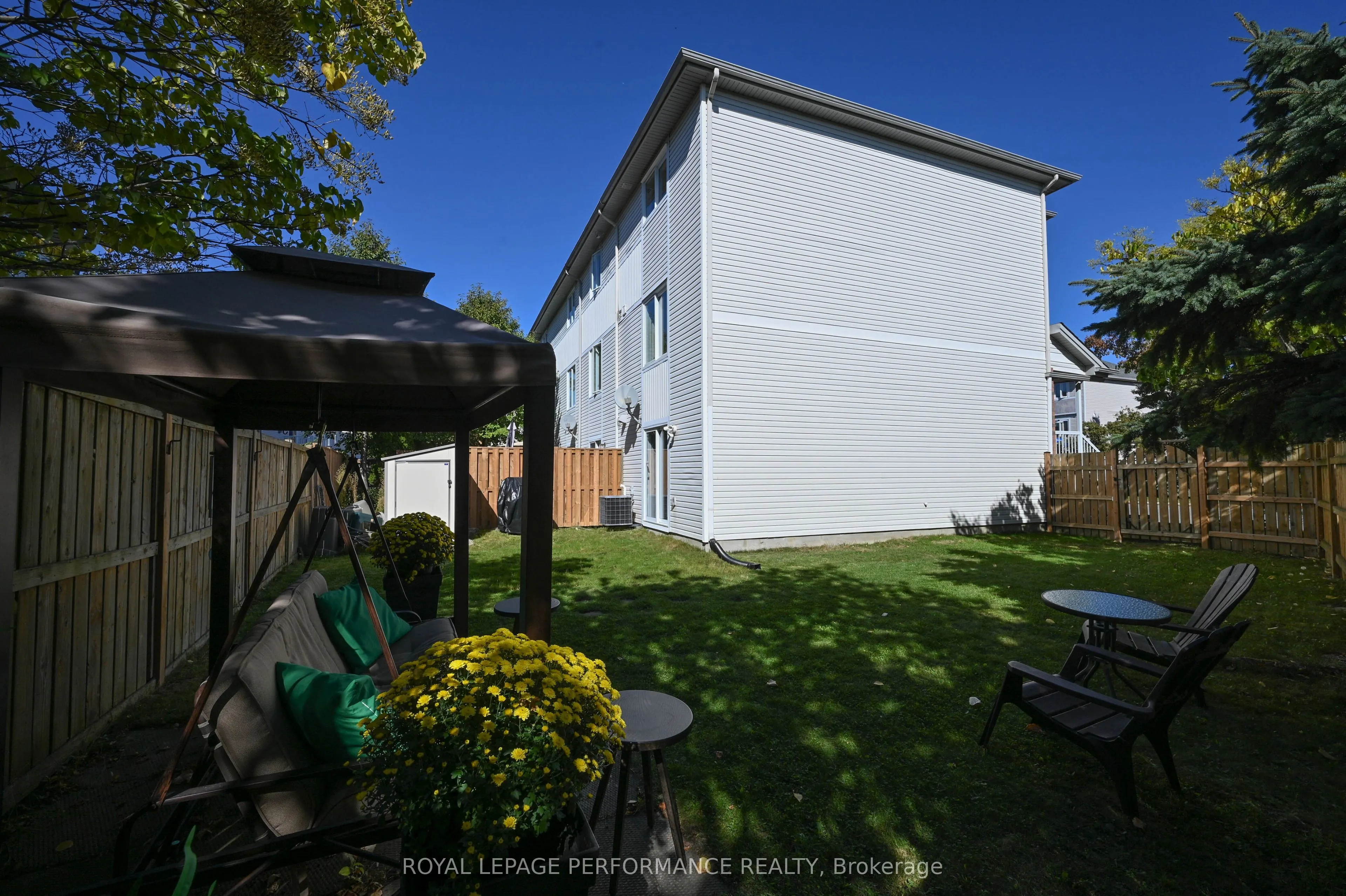 42 Yorkville Street