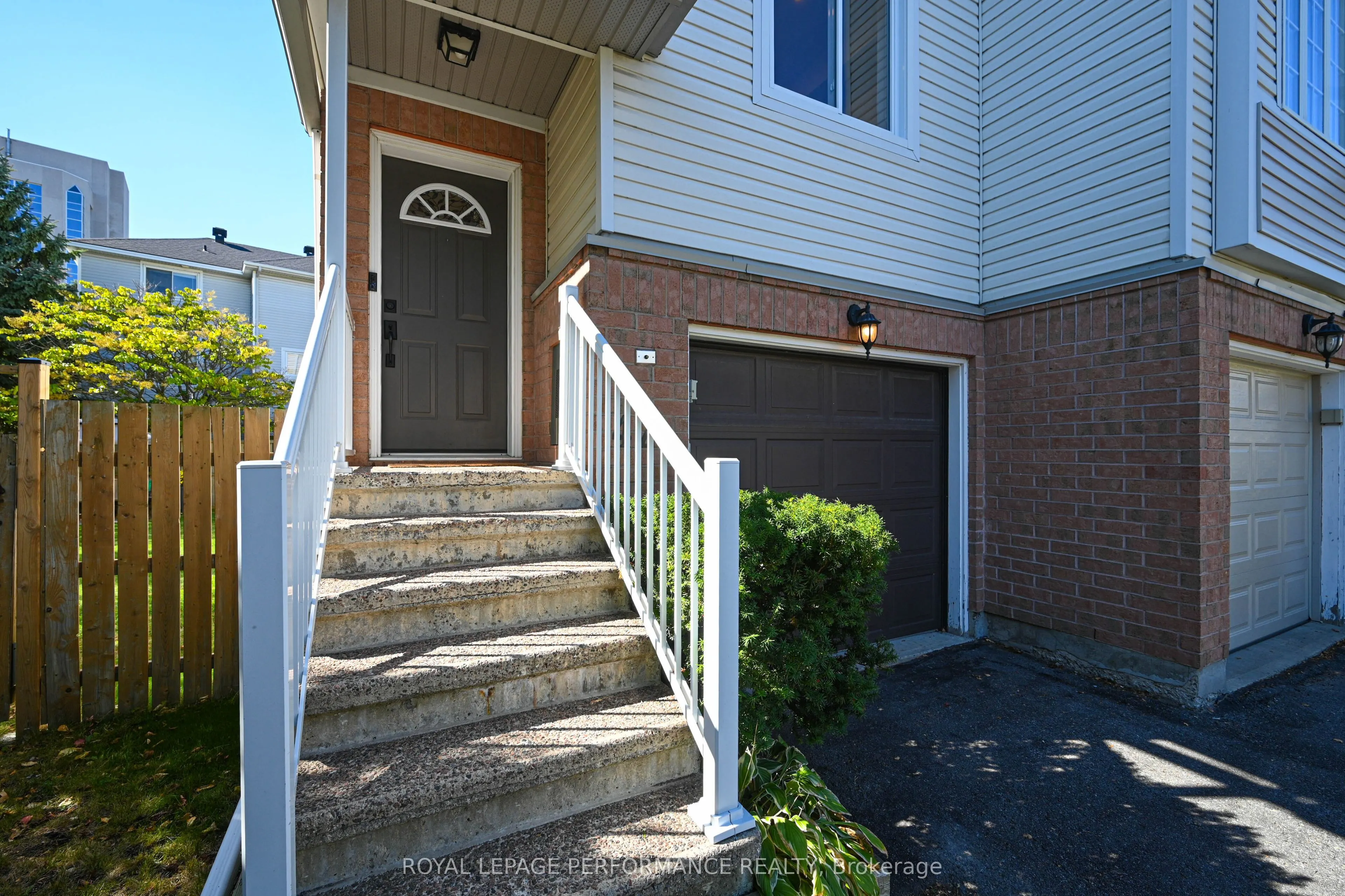 42 Yorkville Street