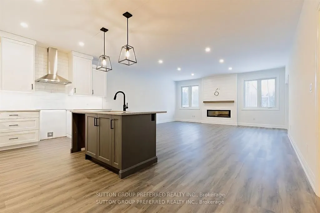 175 GLENGARIFF Drive, #16
