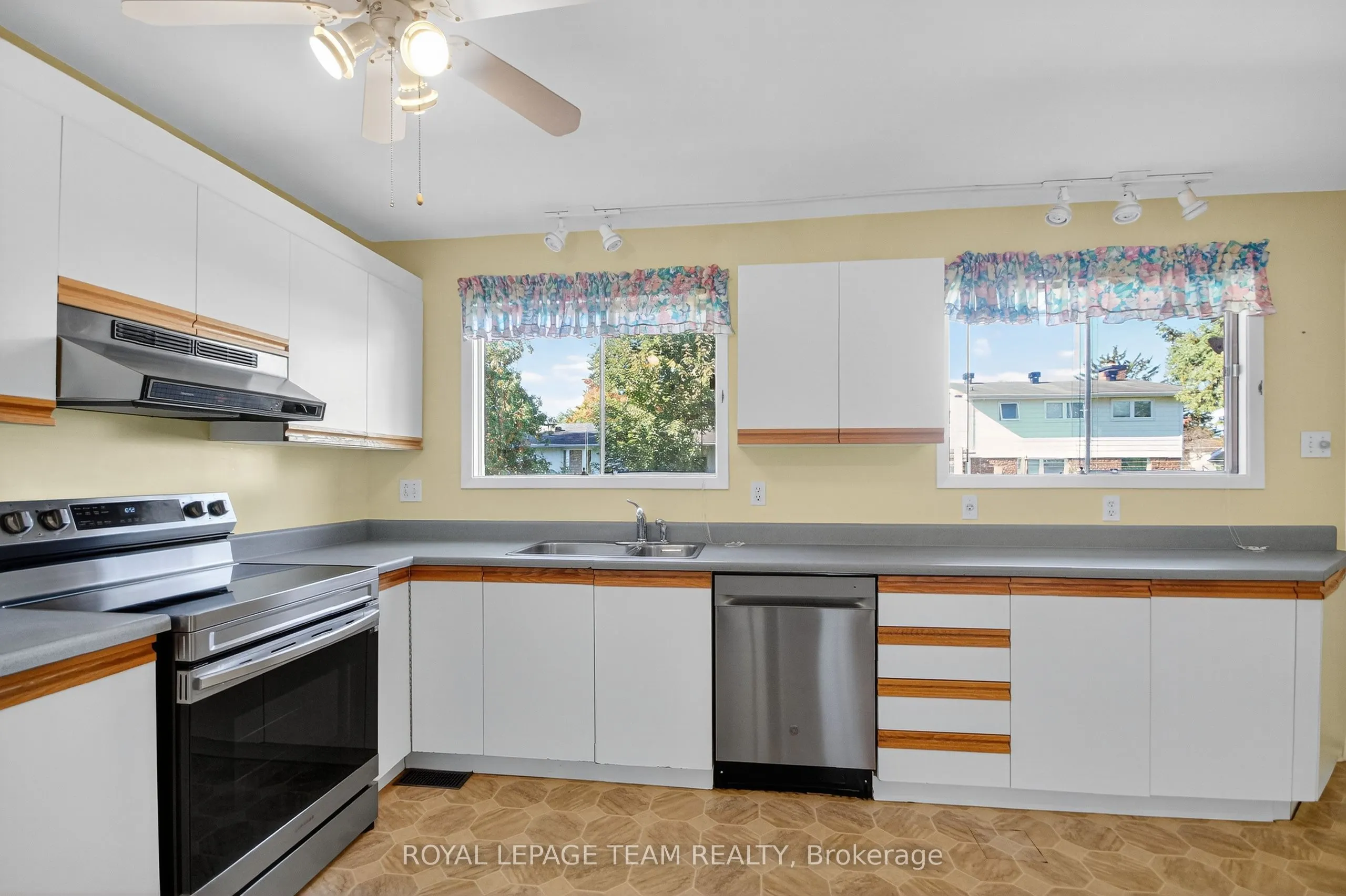 1264 Morrison Drive