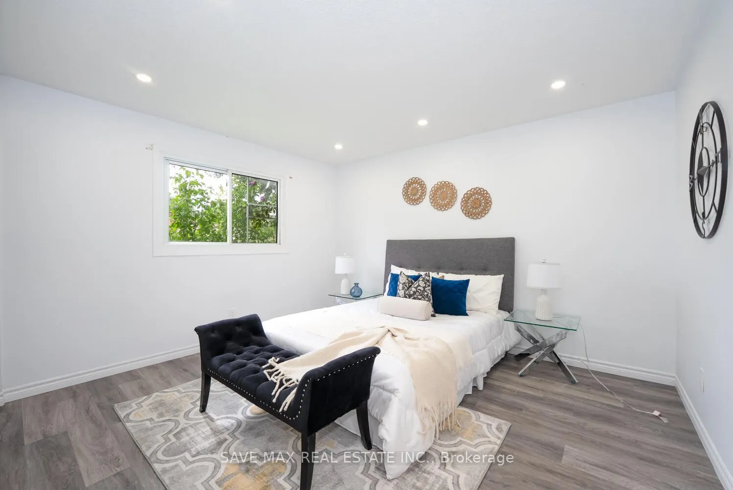 29 Renny Crescent