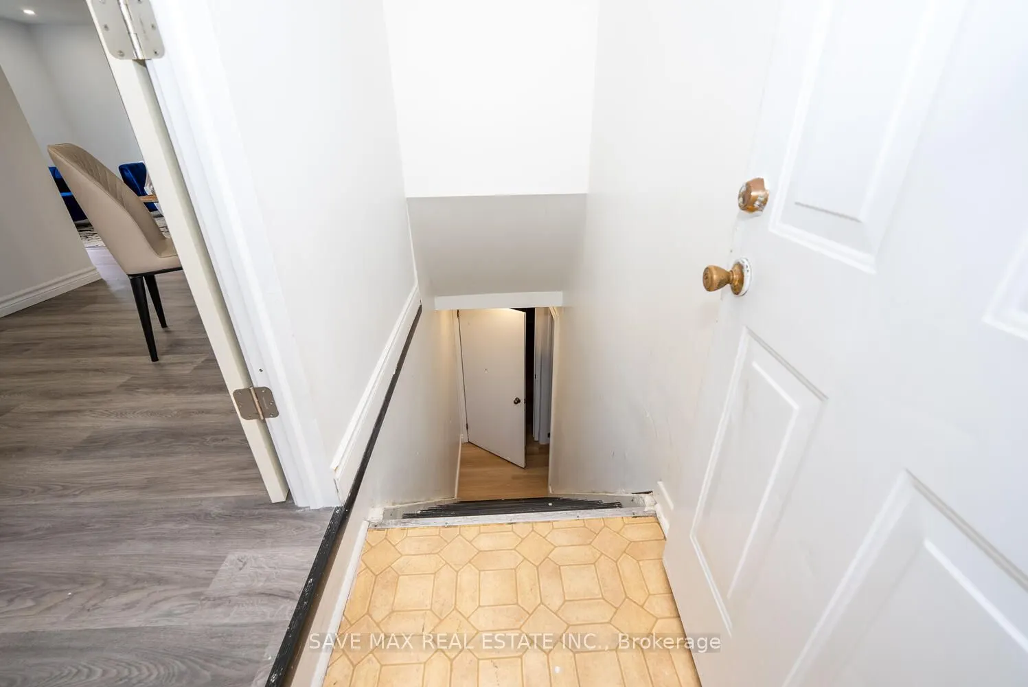 29 Renny Crescent