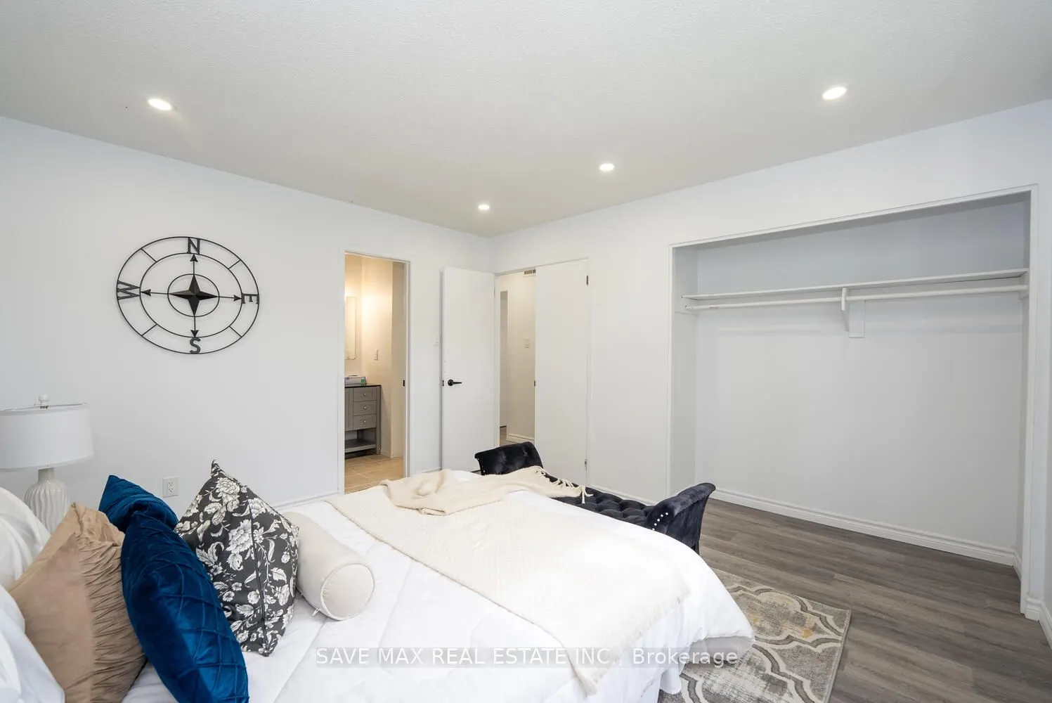 29 Renny Crescent