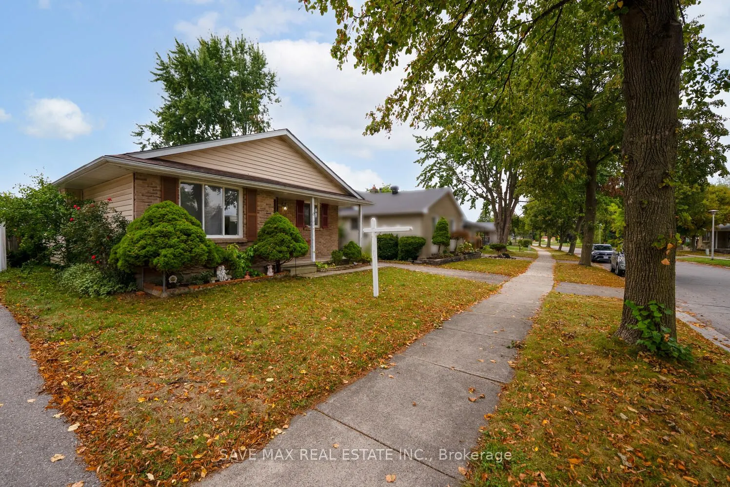 29 Renny Crescent