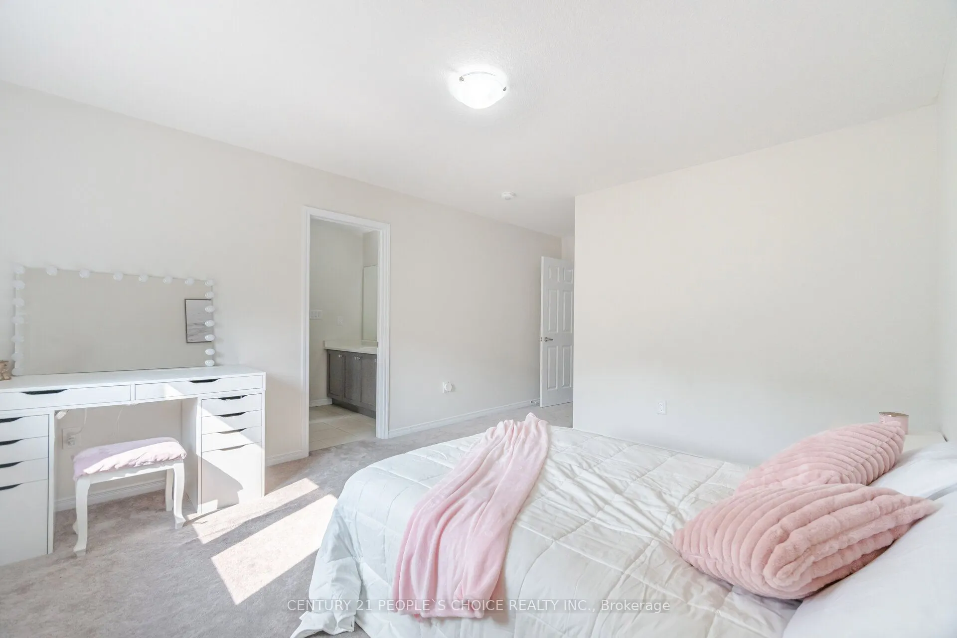 109 Cactus Crescent
