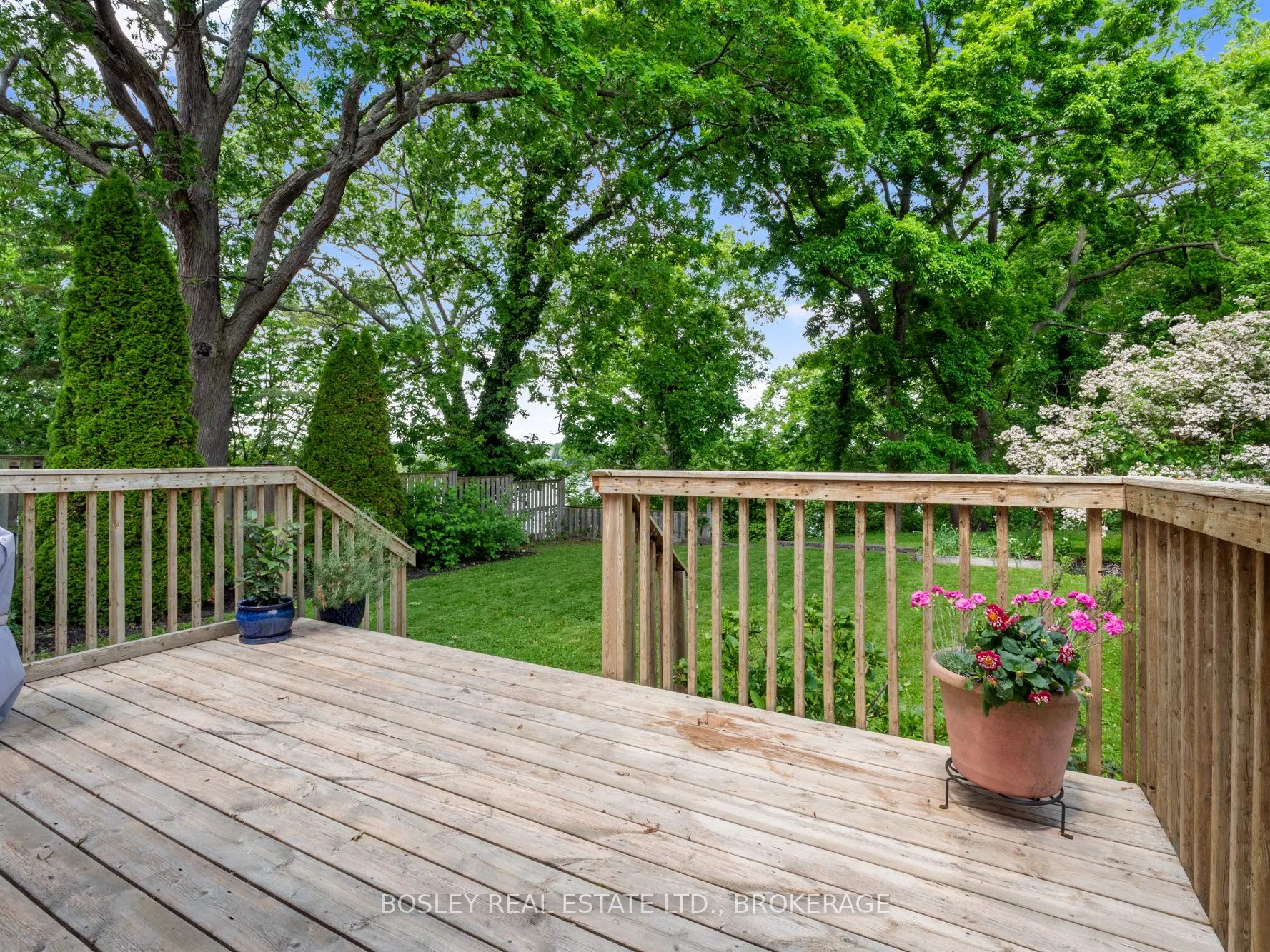 48 Henley Drive
