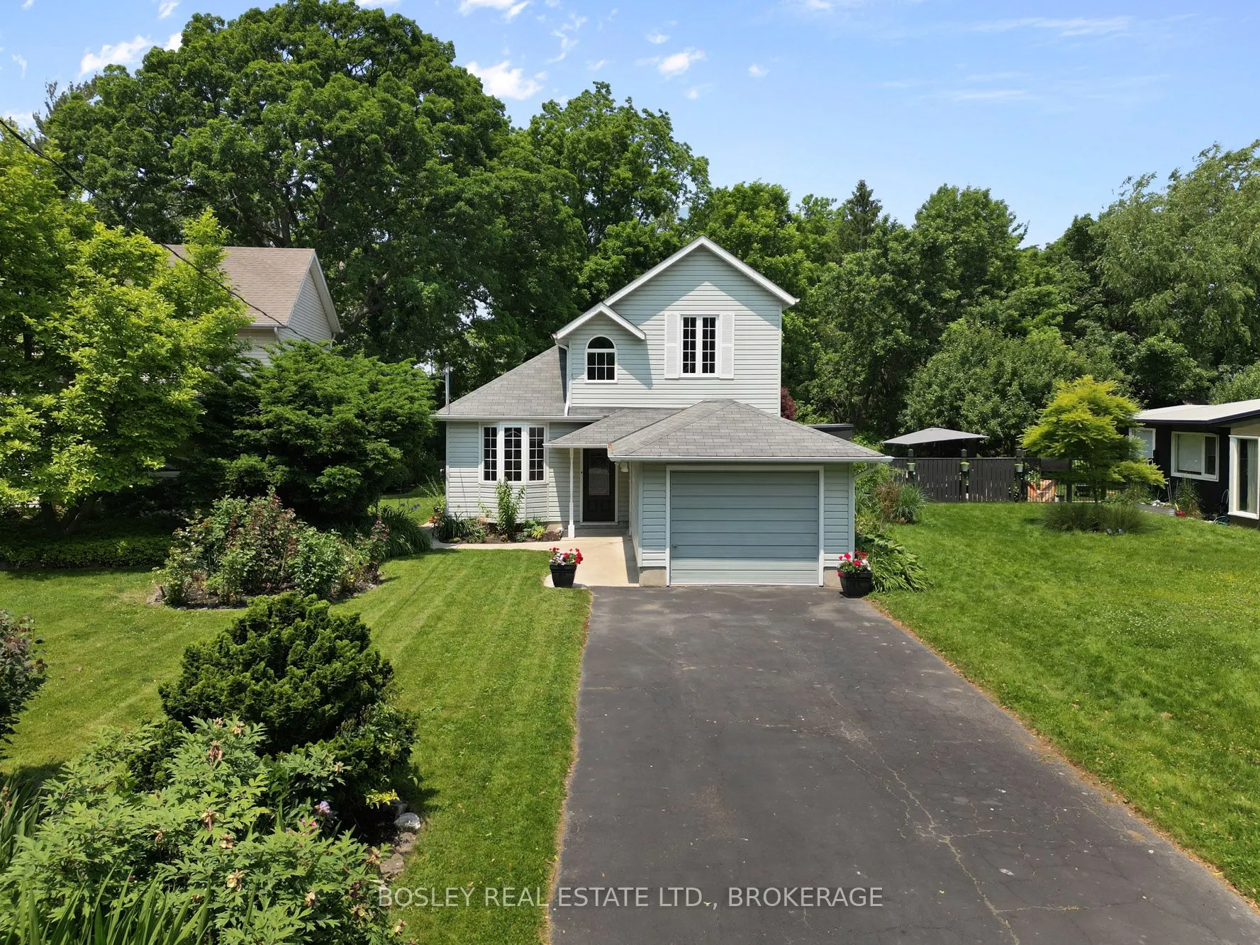 48 Henley Drive