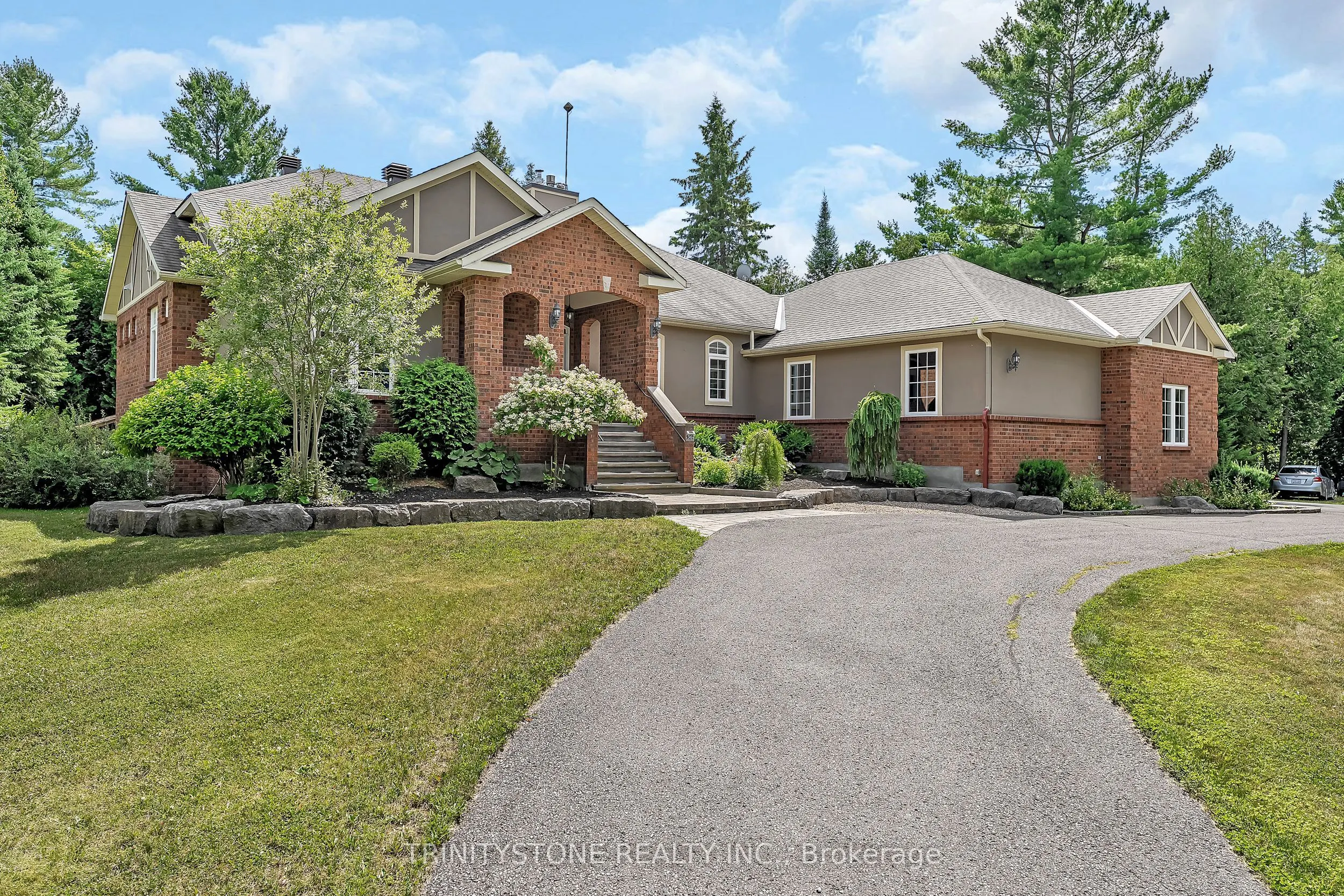 36 Sawgrass Circle