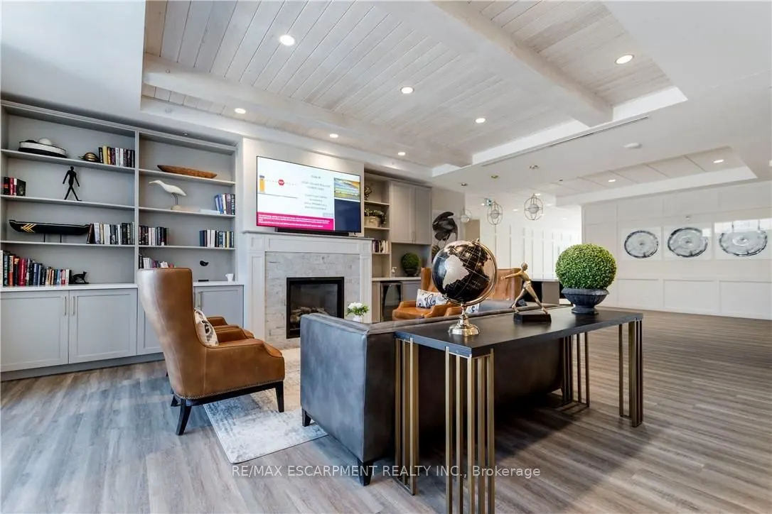 39 SISTER VARGA Terrace, #403