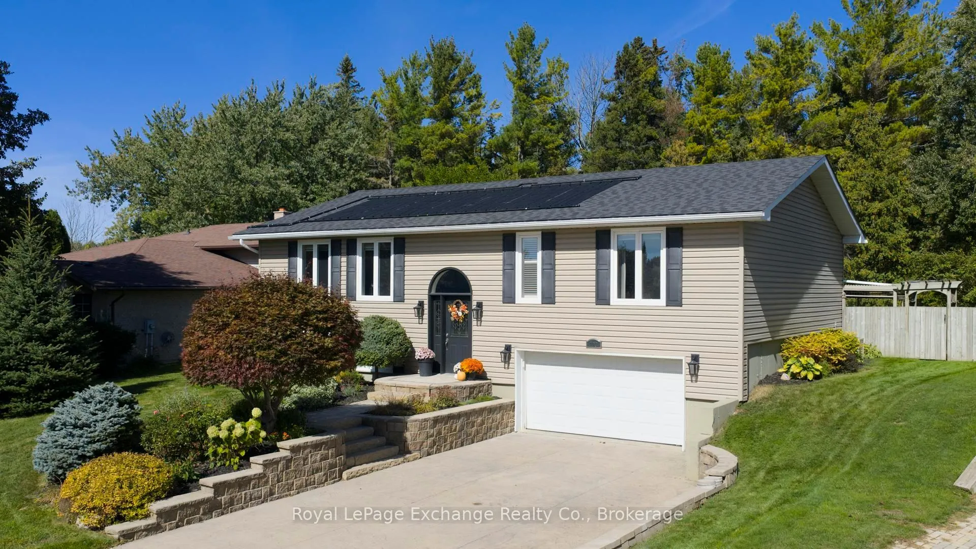 723 Goldie Crescent