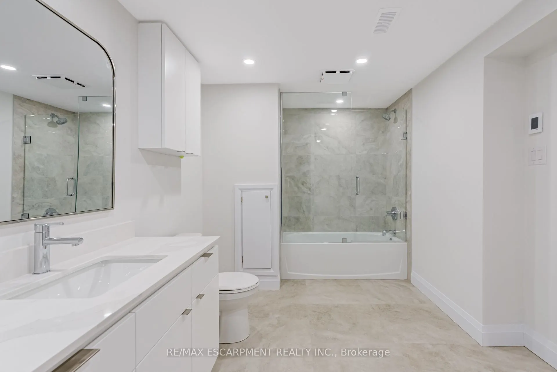 13 Skyland Drive