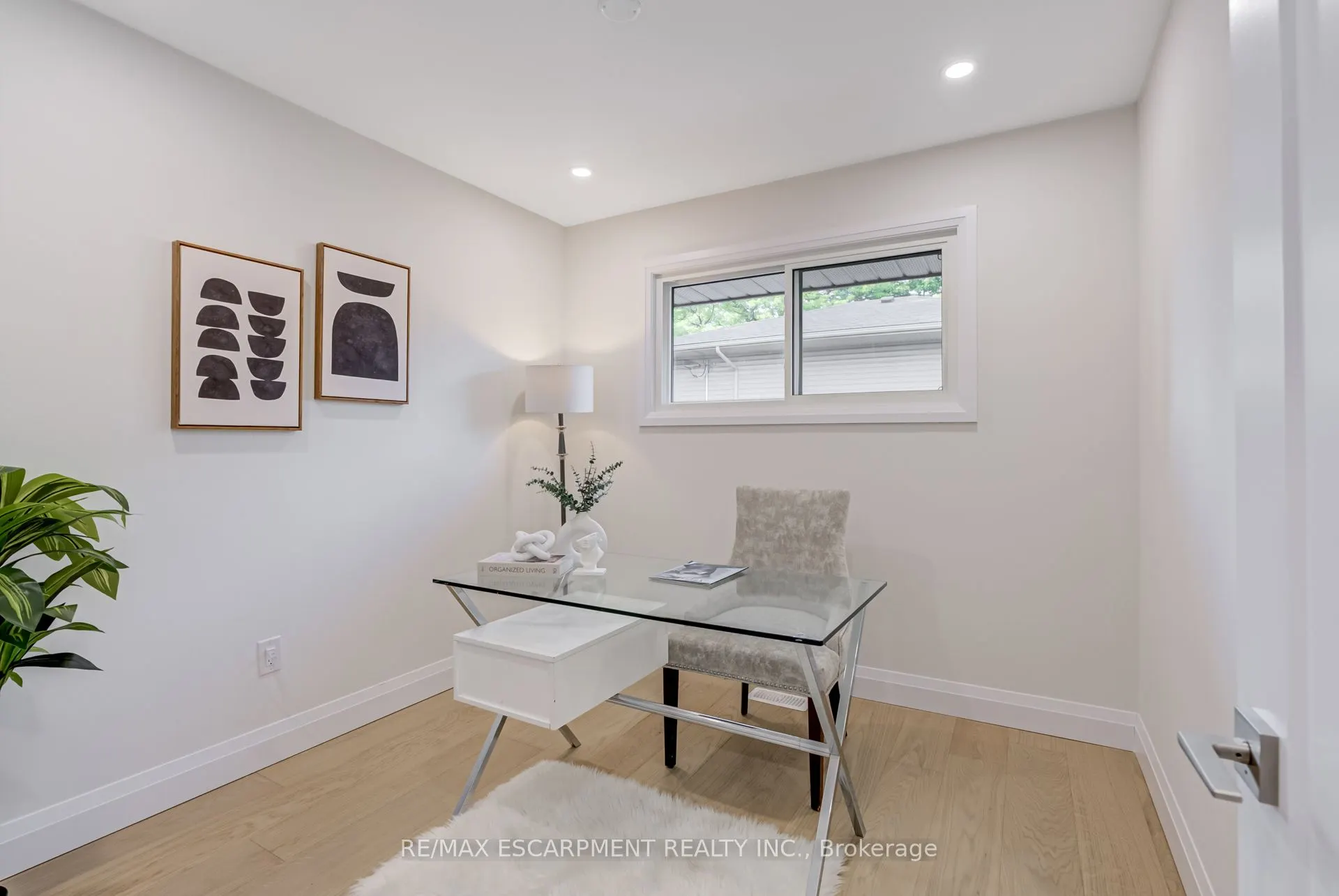 13 Skyland Drive