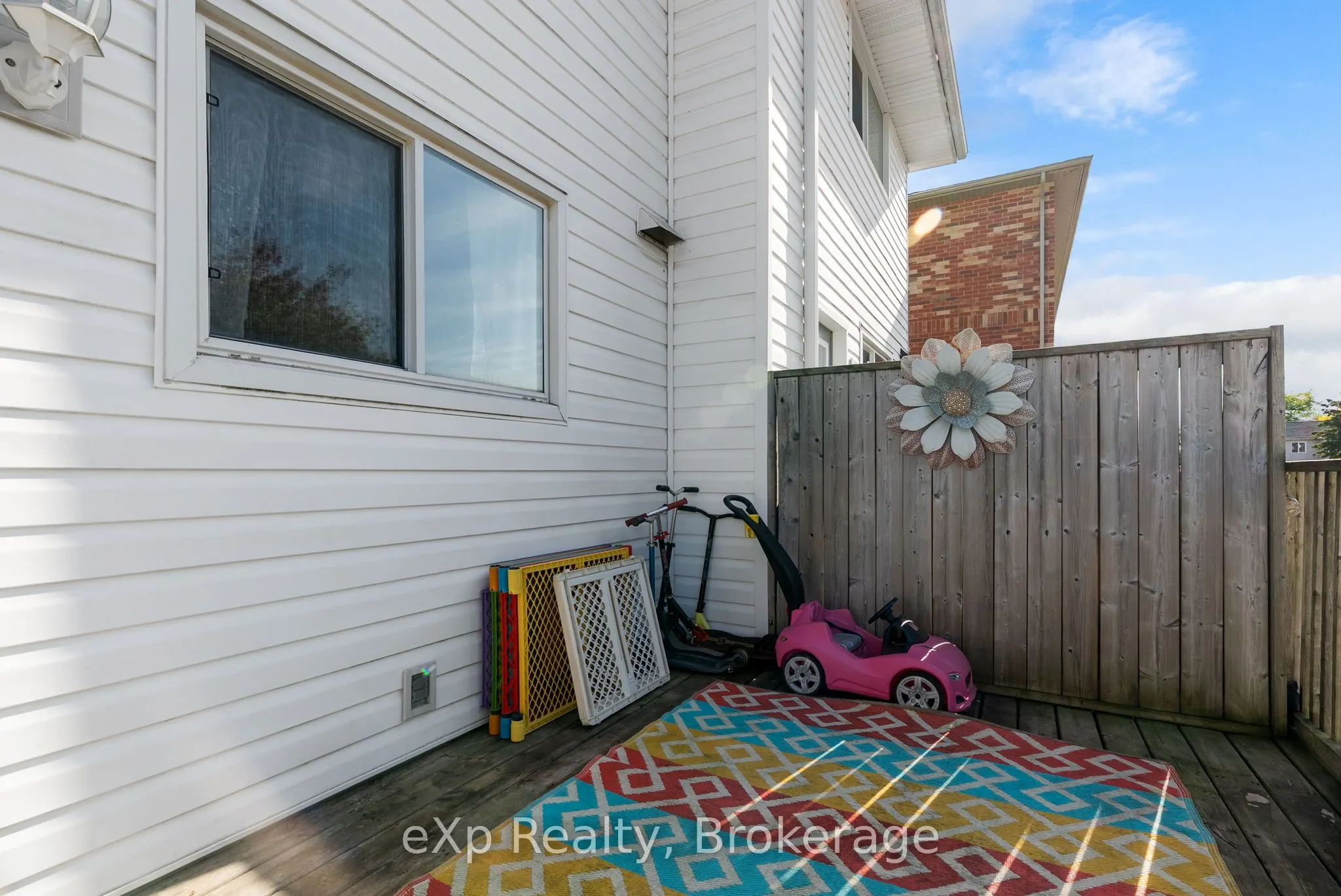 286 Dufferin Street, #2
