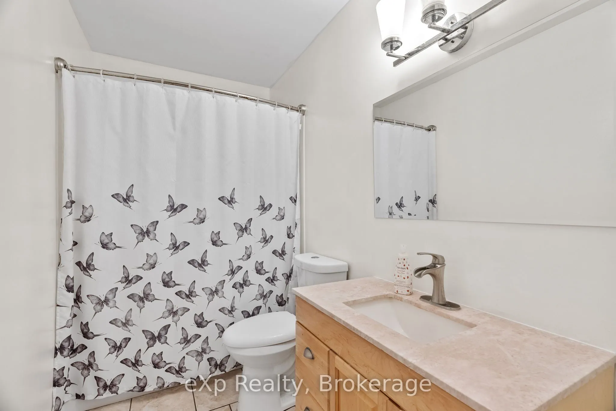 286 Dufferin Street, #2