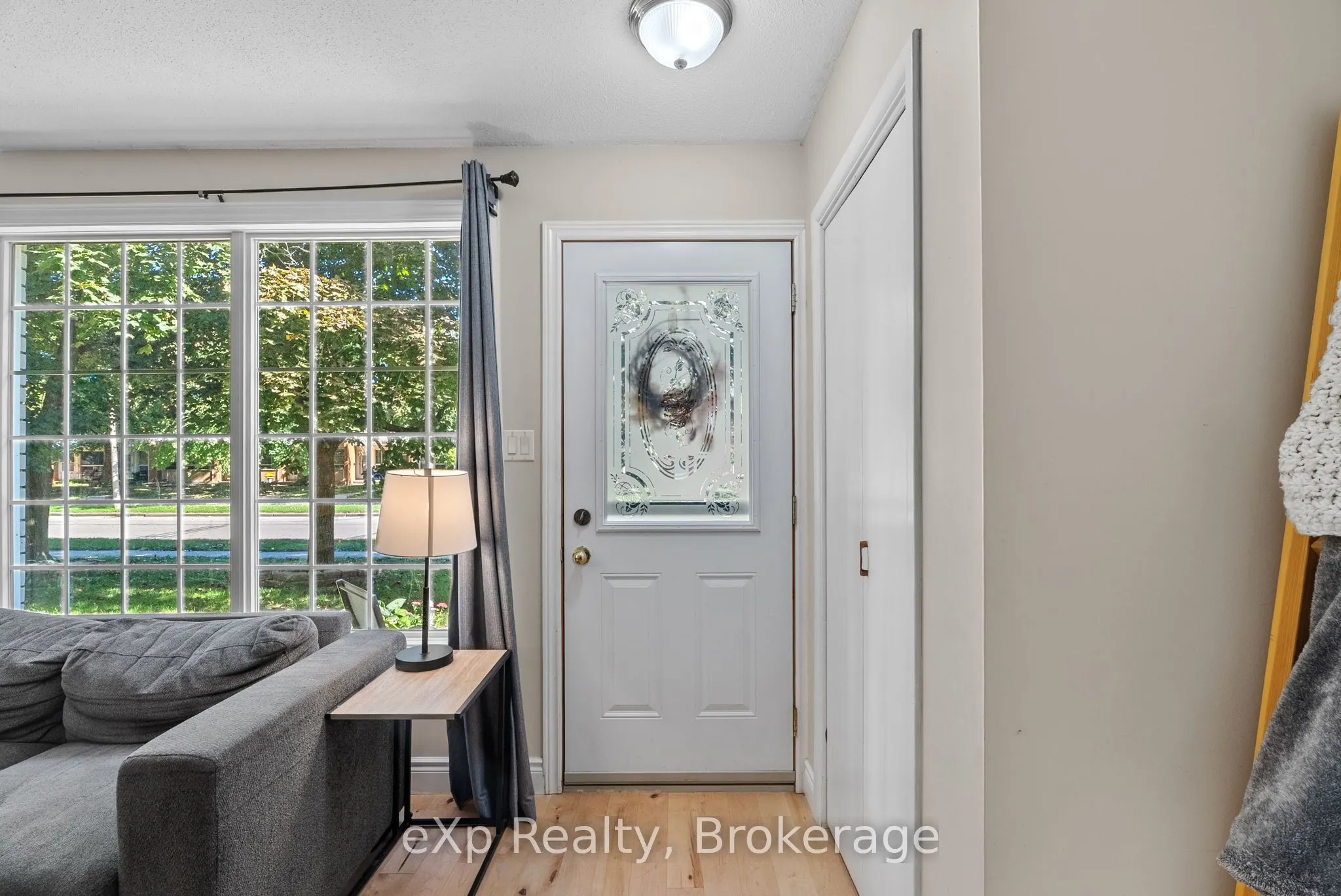286 Dufferin Street, #2