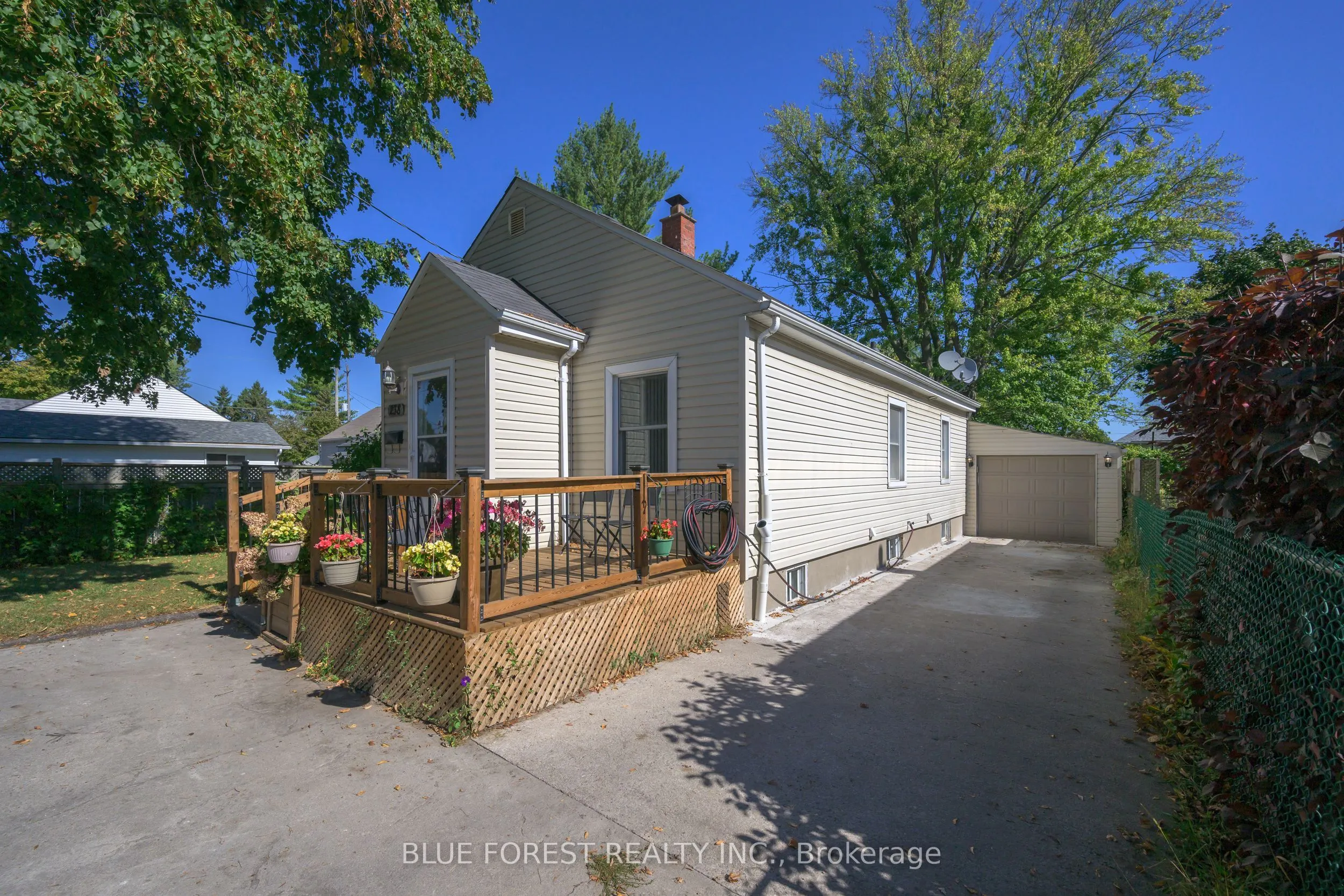 238 St Julien Street