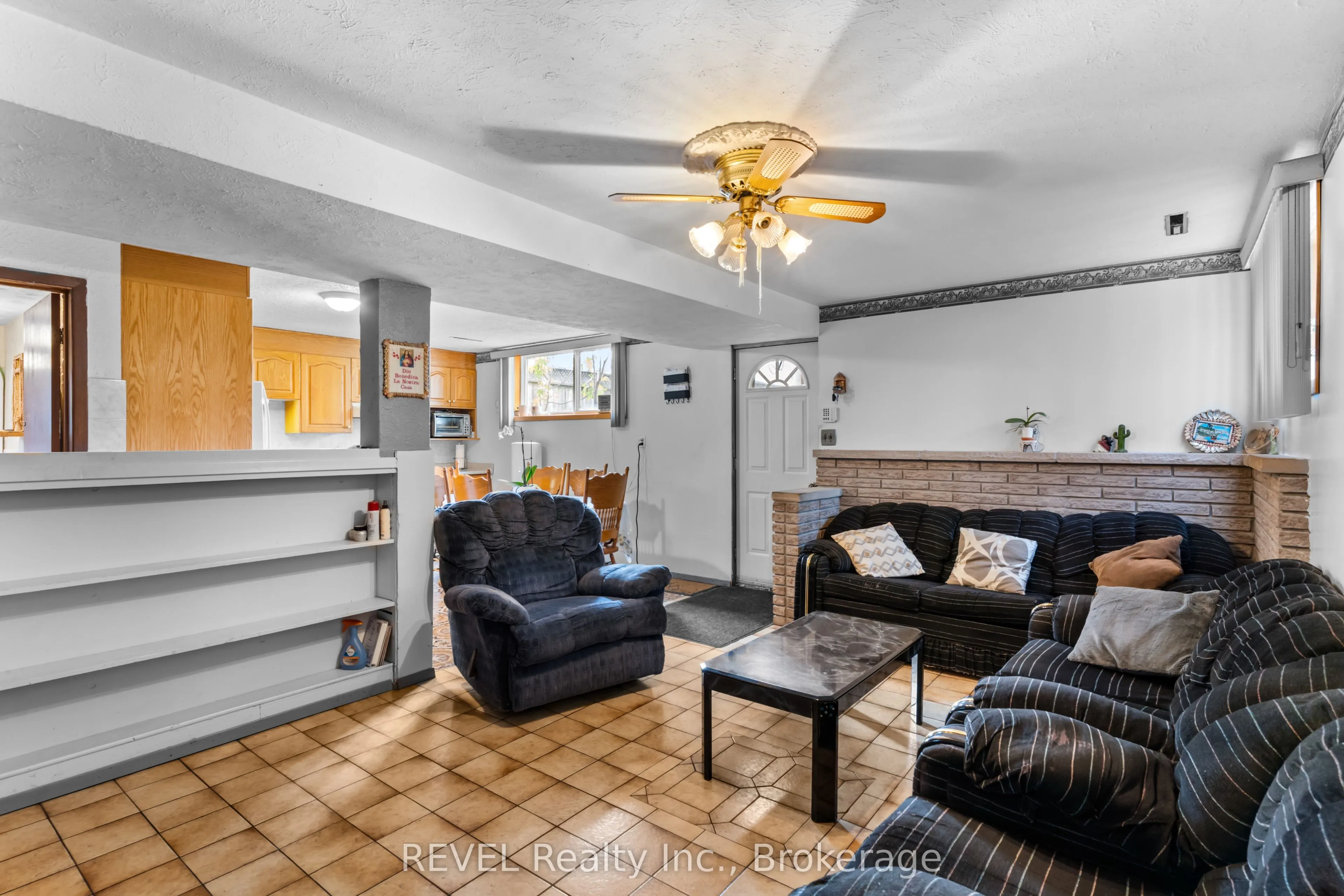 6256 Johnson Drive
