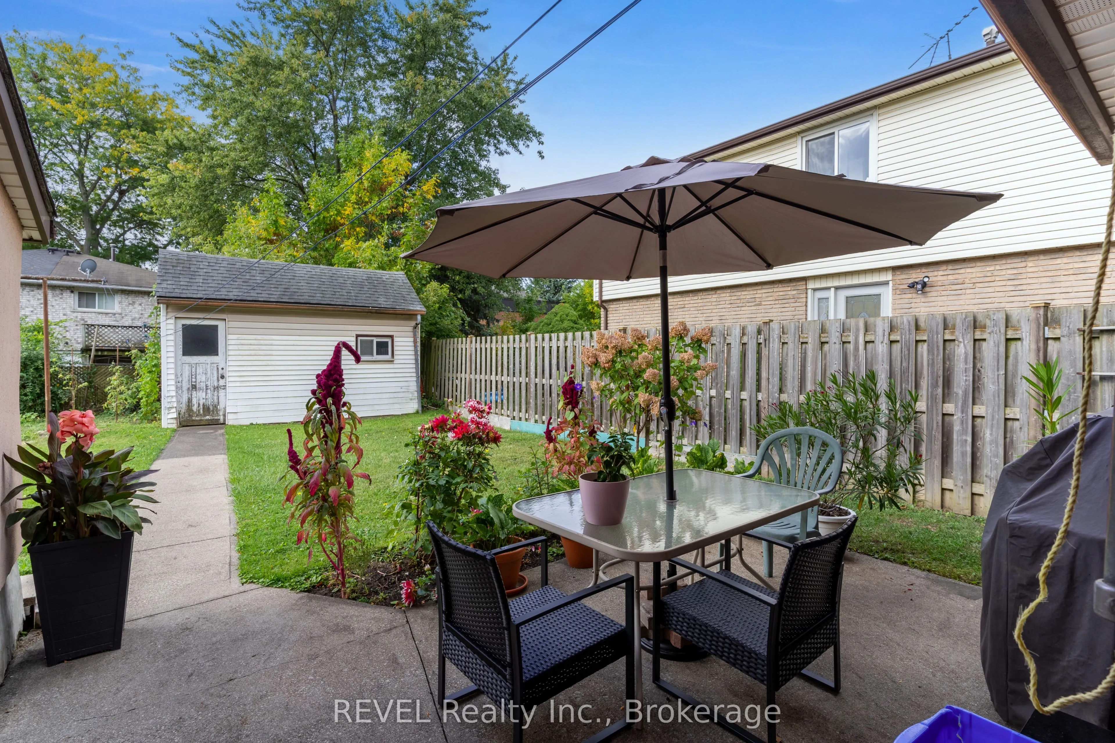 6256 Johnson Drive