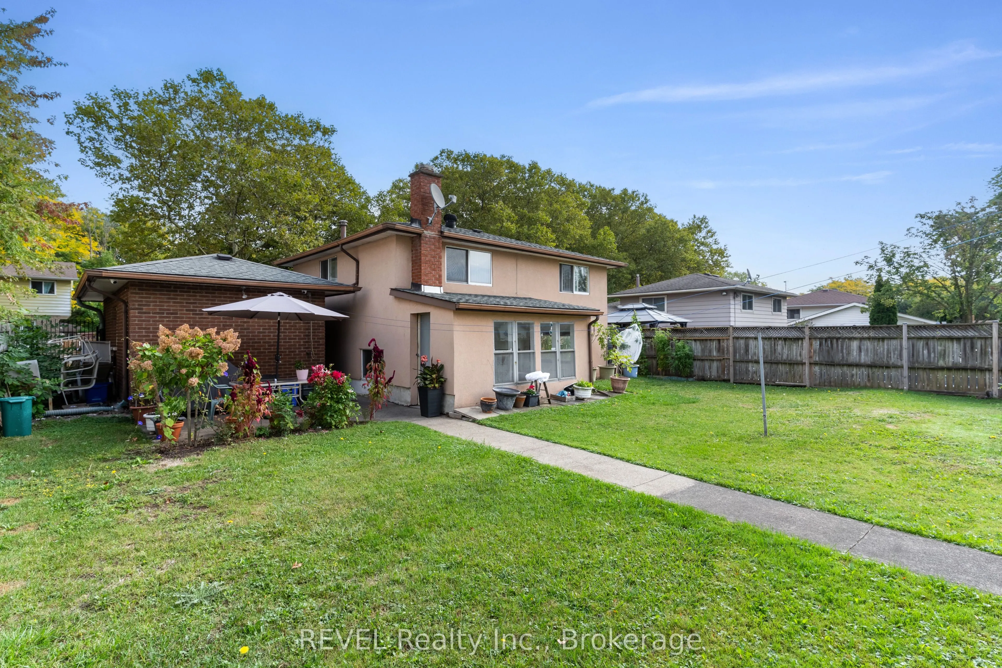 6256 Johnson Drive