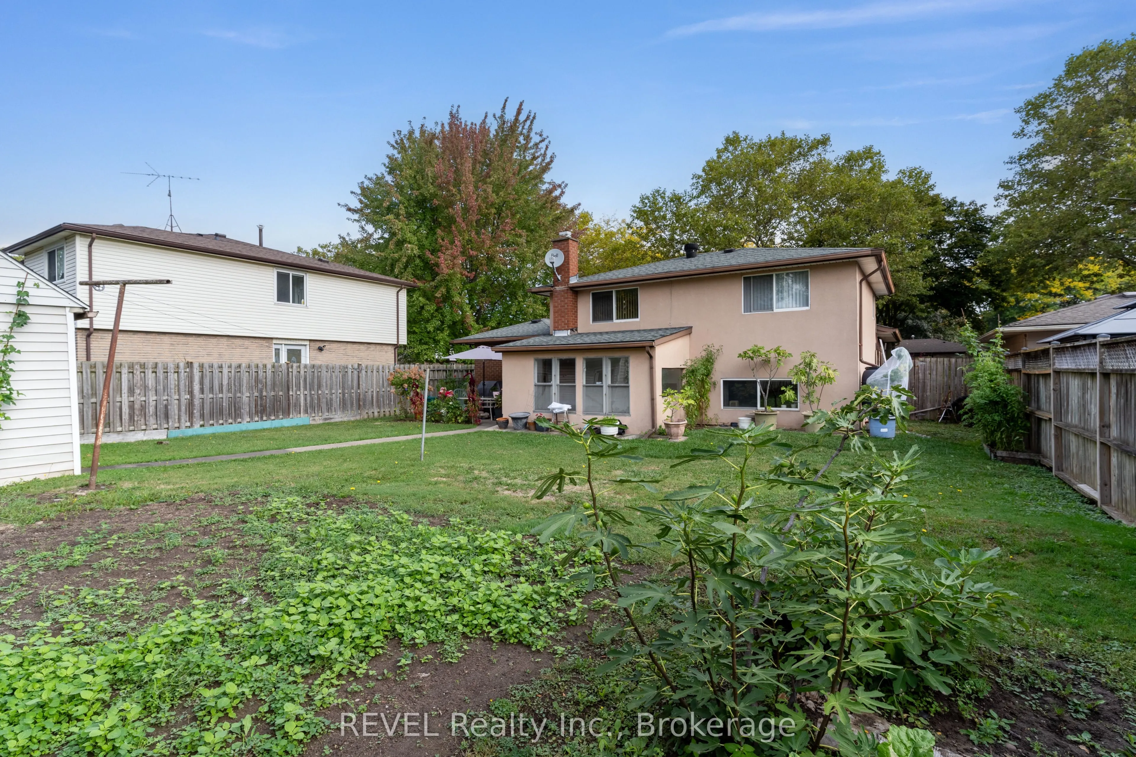 6256 Johnson Drive