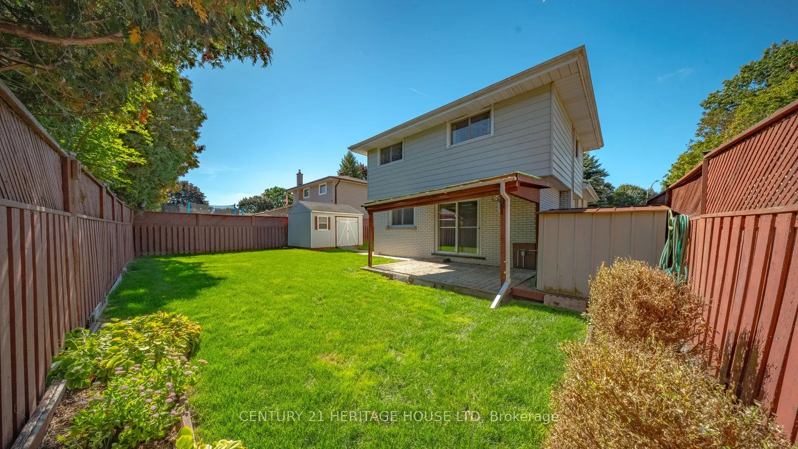15 Acorn Lane