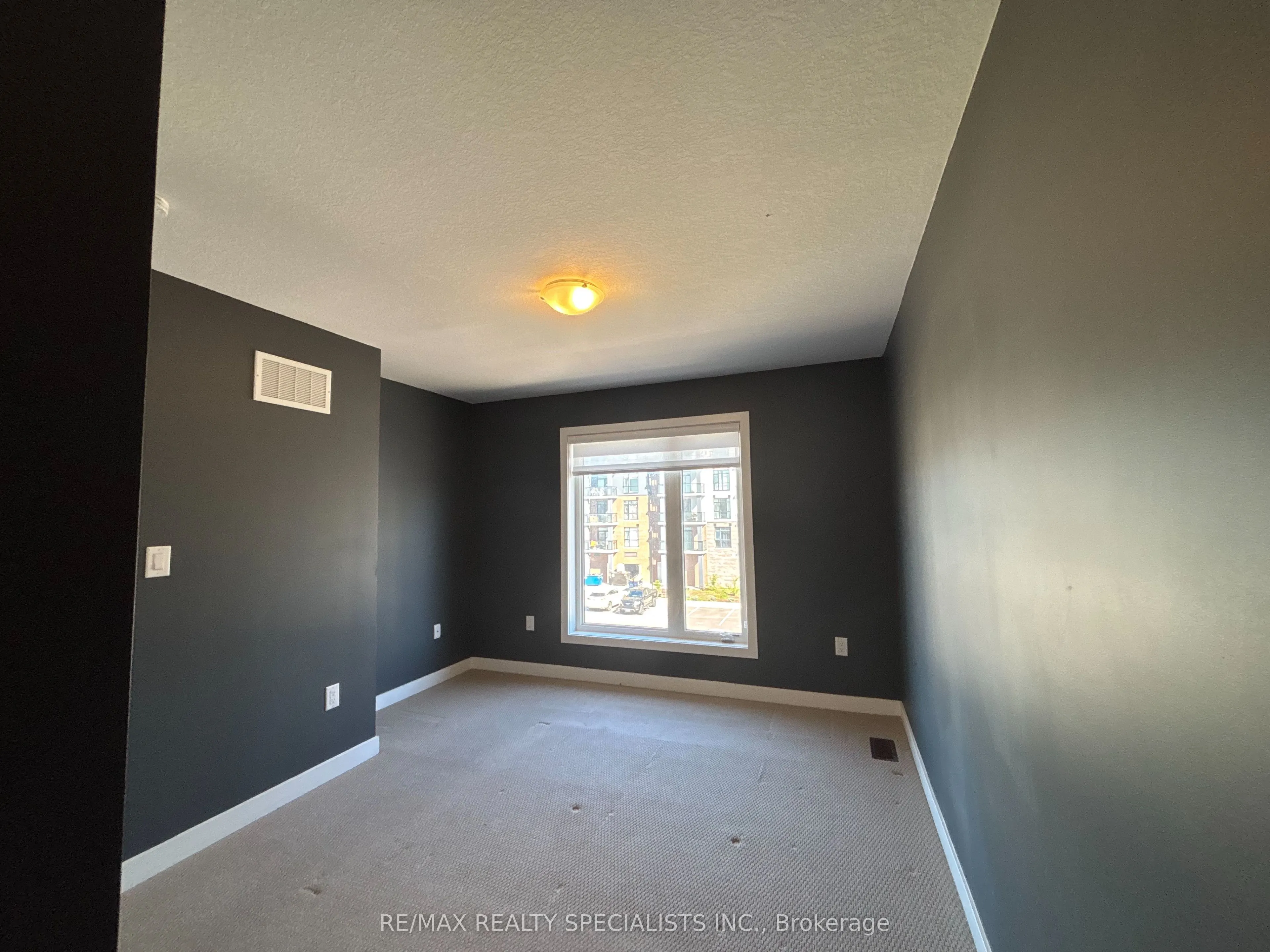 590 North Service Road, #135