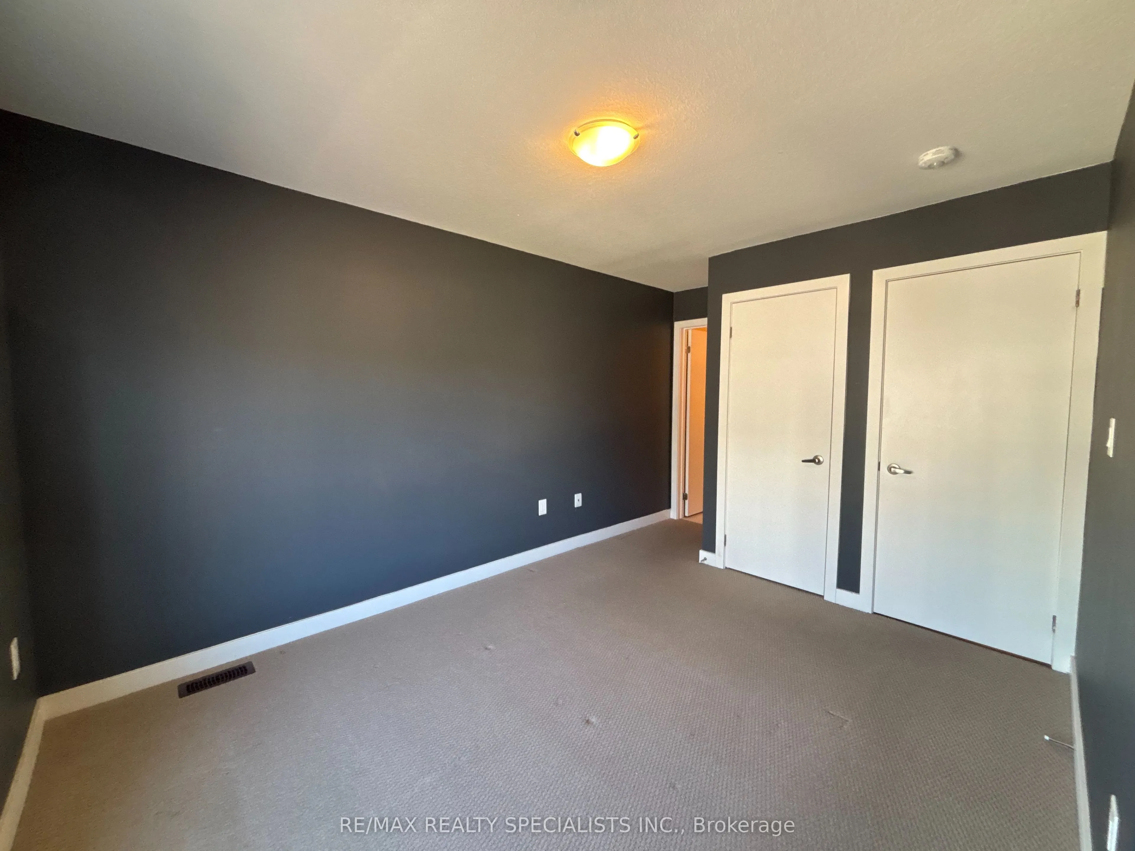 590 North Service Road, #135