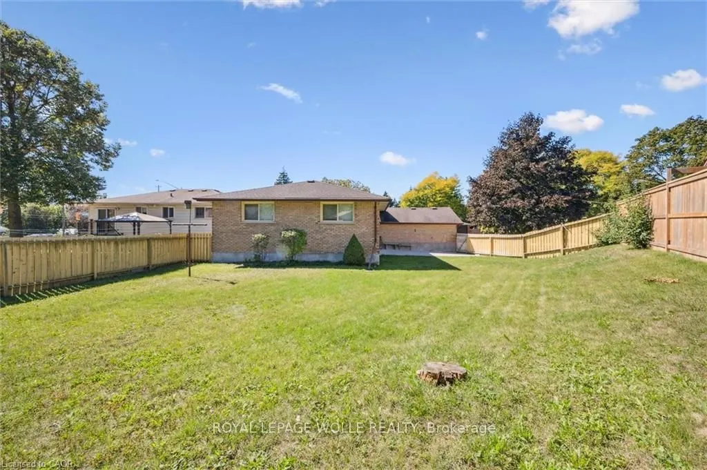 582 Skylark Road