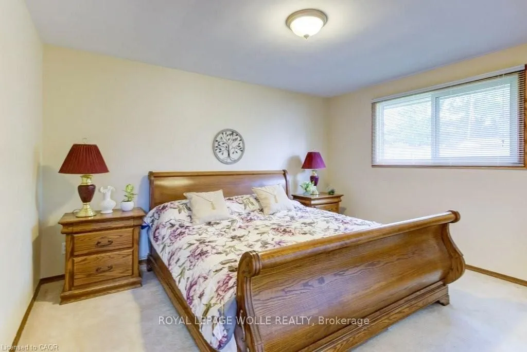582 Skylark Road