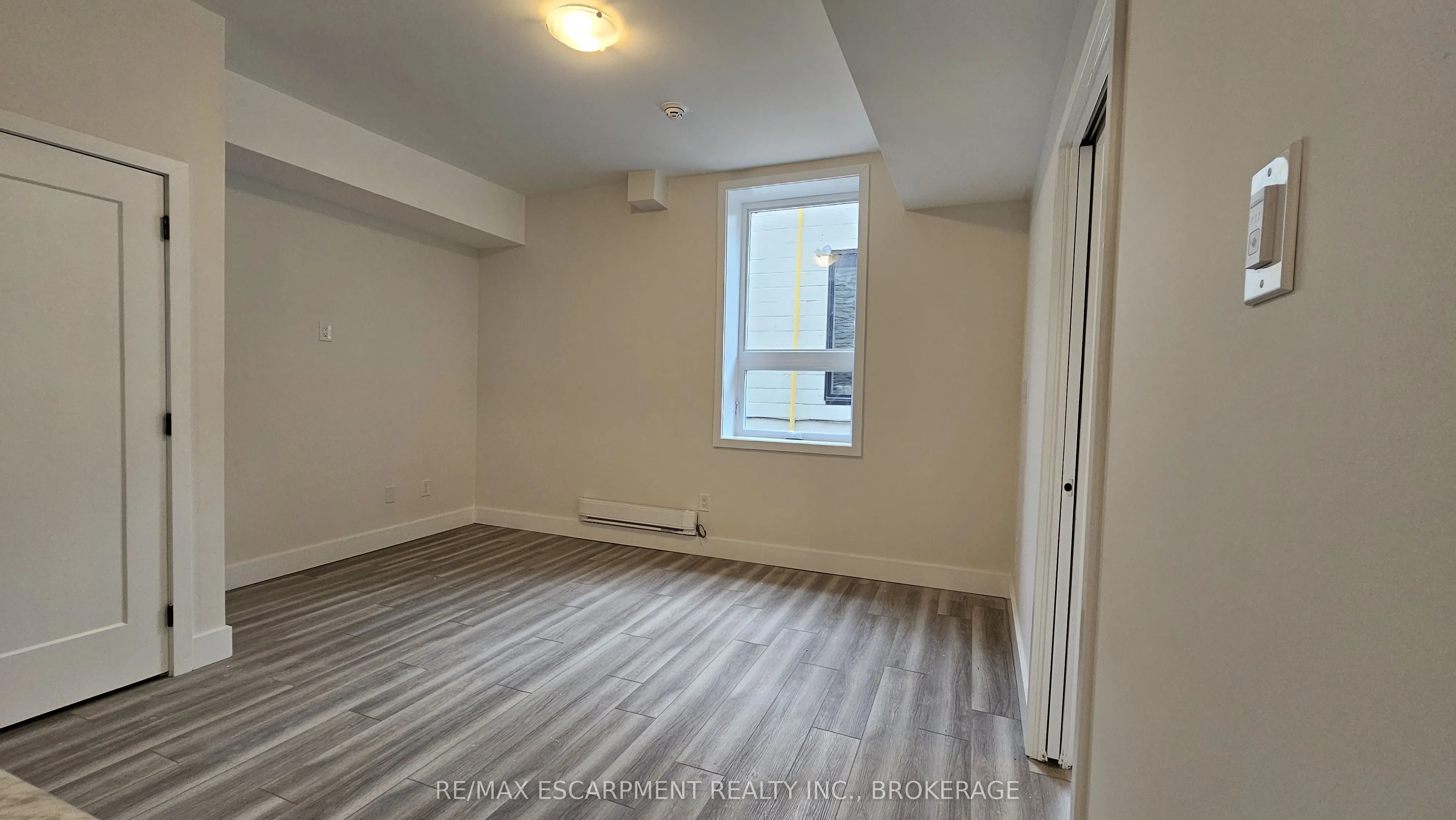 363 Front Street