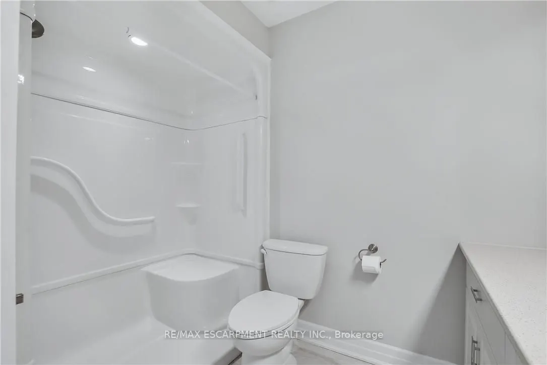 47 SZOLLOSY Circle, #0