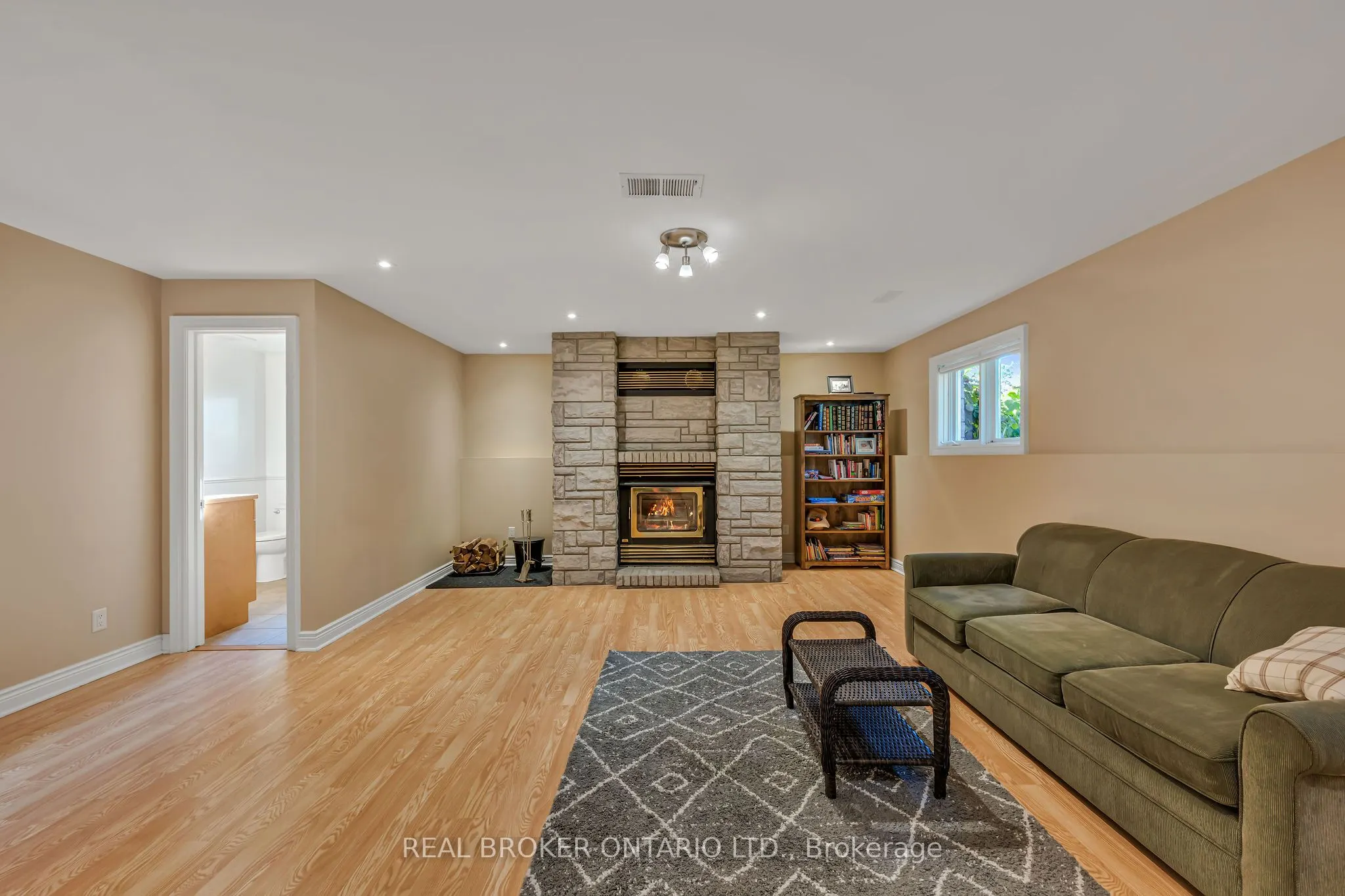 3603 Delson Drive W