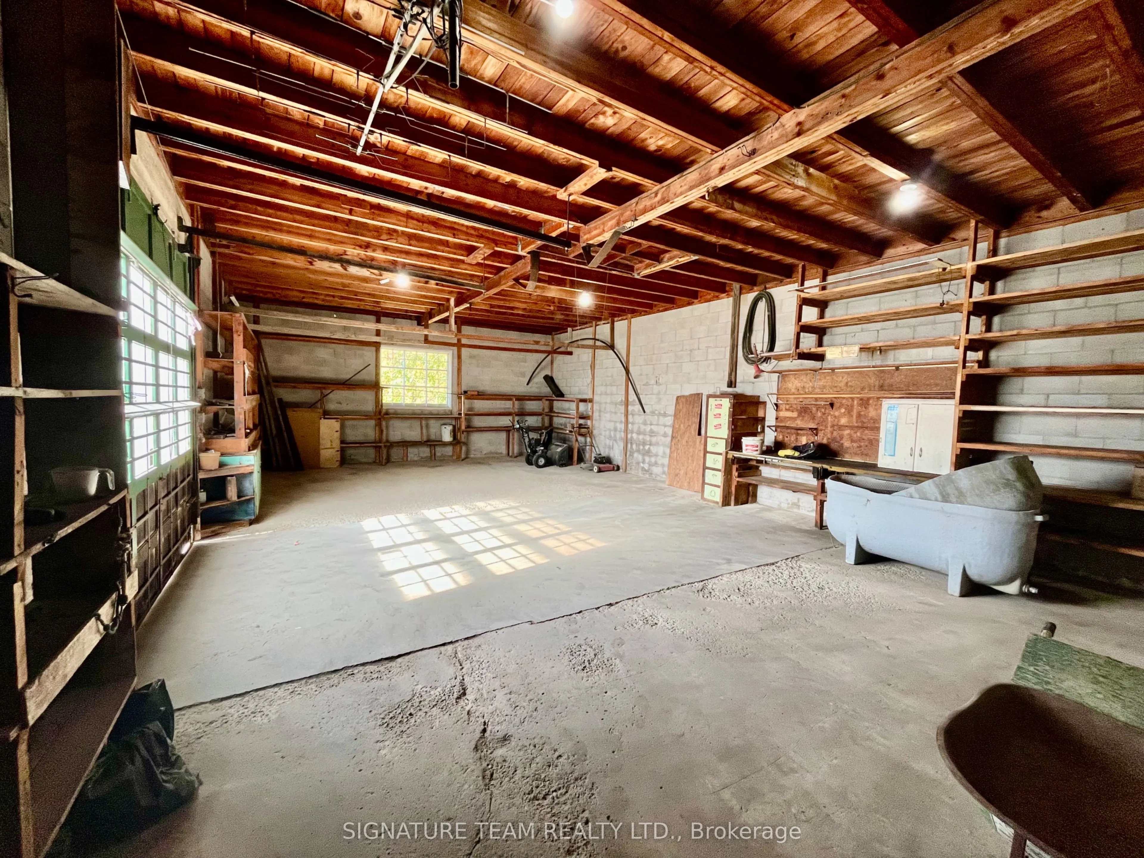 292 Bonnechere Street W