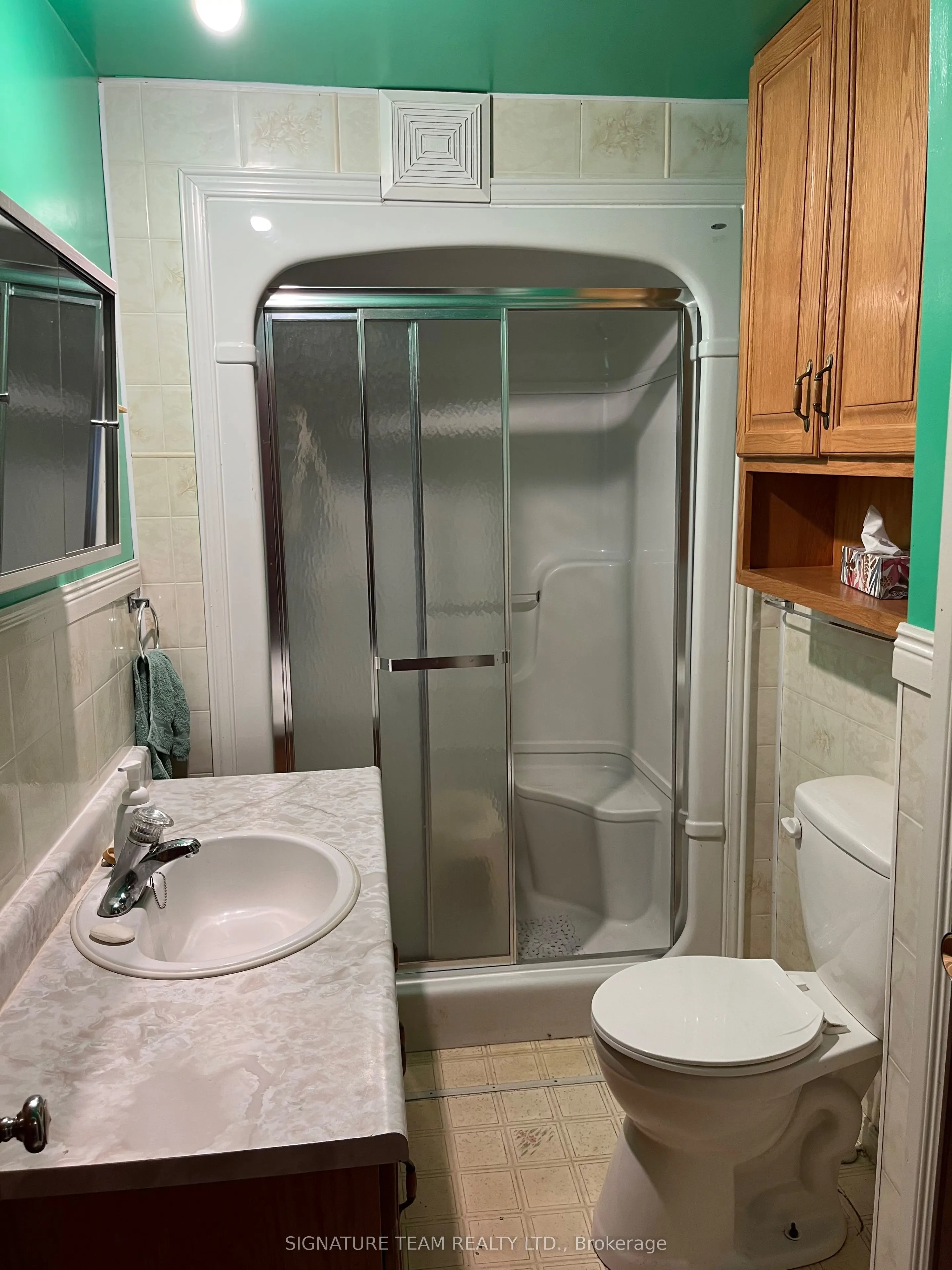 292 Bonnechere Street W