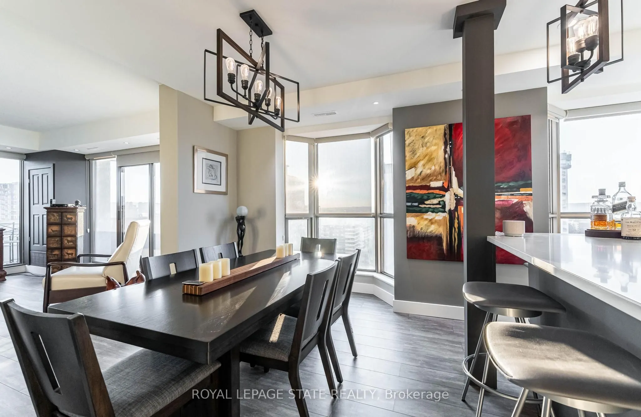 67 Caroline Street S, #1703