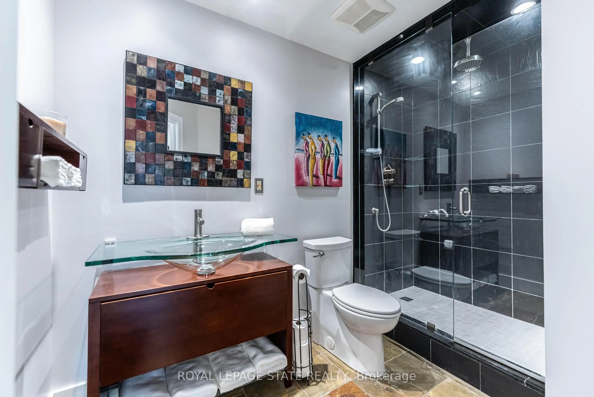 67 Caroline Street S, #1703